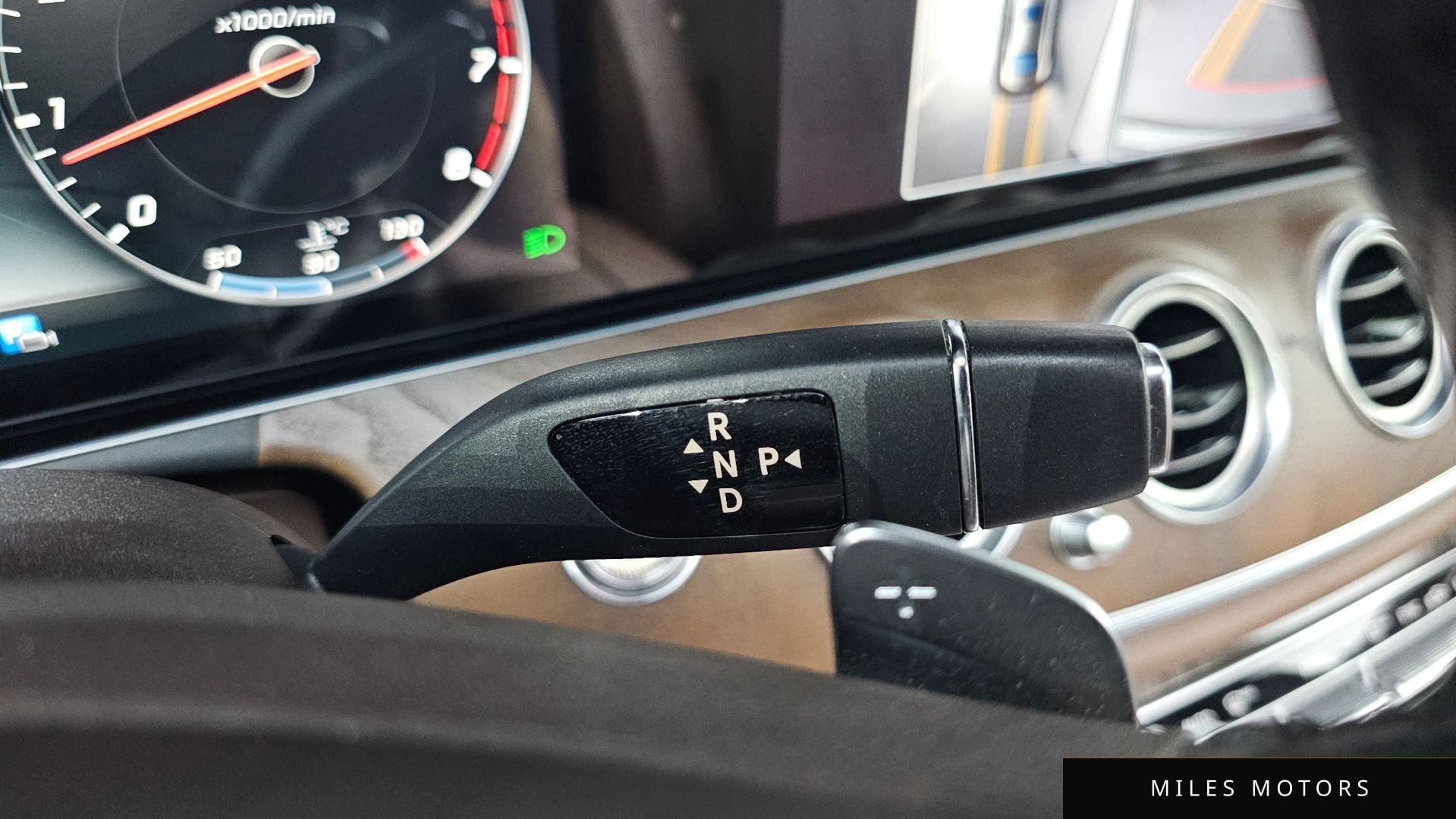 Mercedes-Benz E-Class W213 2017 — миниатюра 12