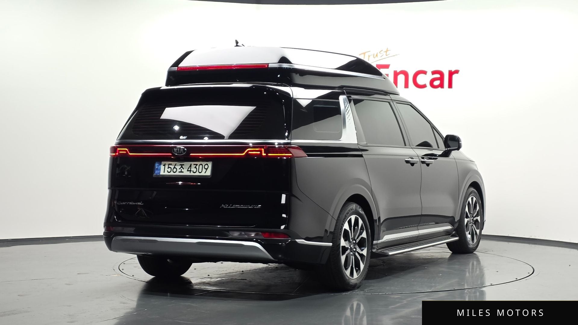 Kia Carnival 2021 — миниатюра 2