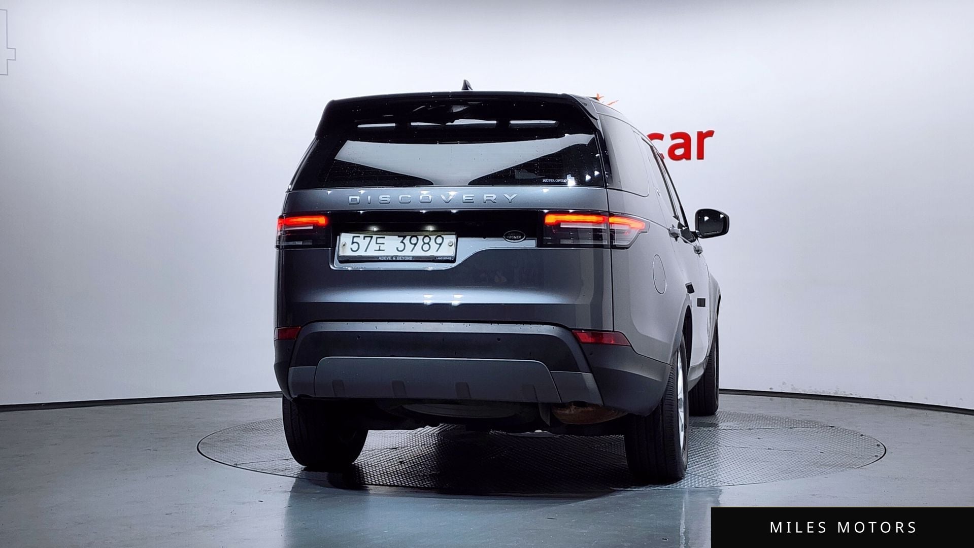 Land Rover Discovery 2019 — миниатюра 4