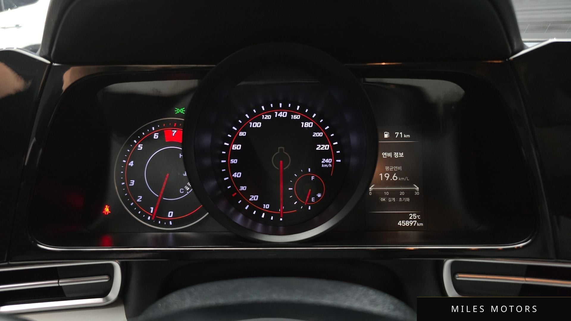 Hyundai AVANTE 2023 — миниатюра 11