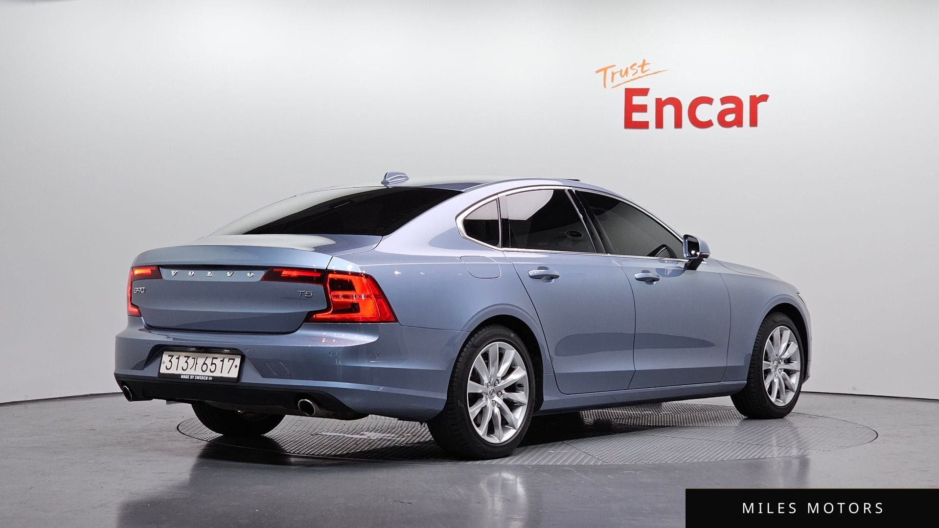 Volvo S90 2017 — миниатюра 2