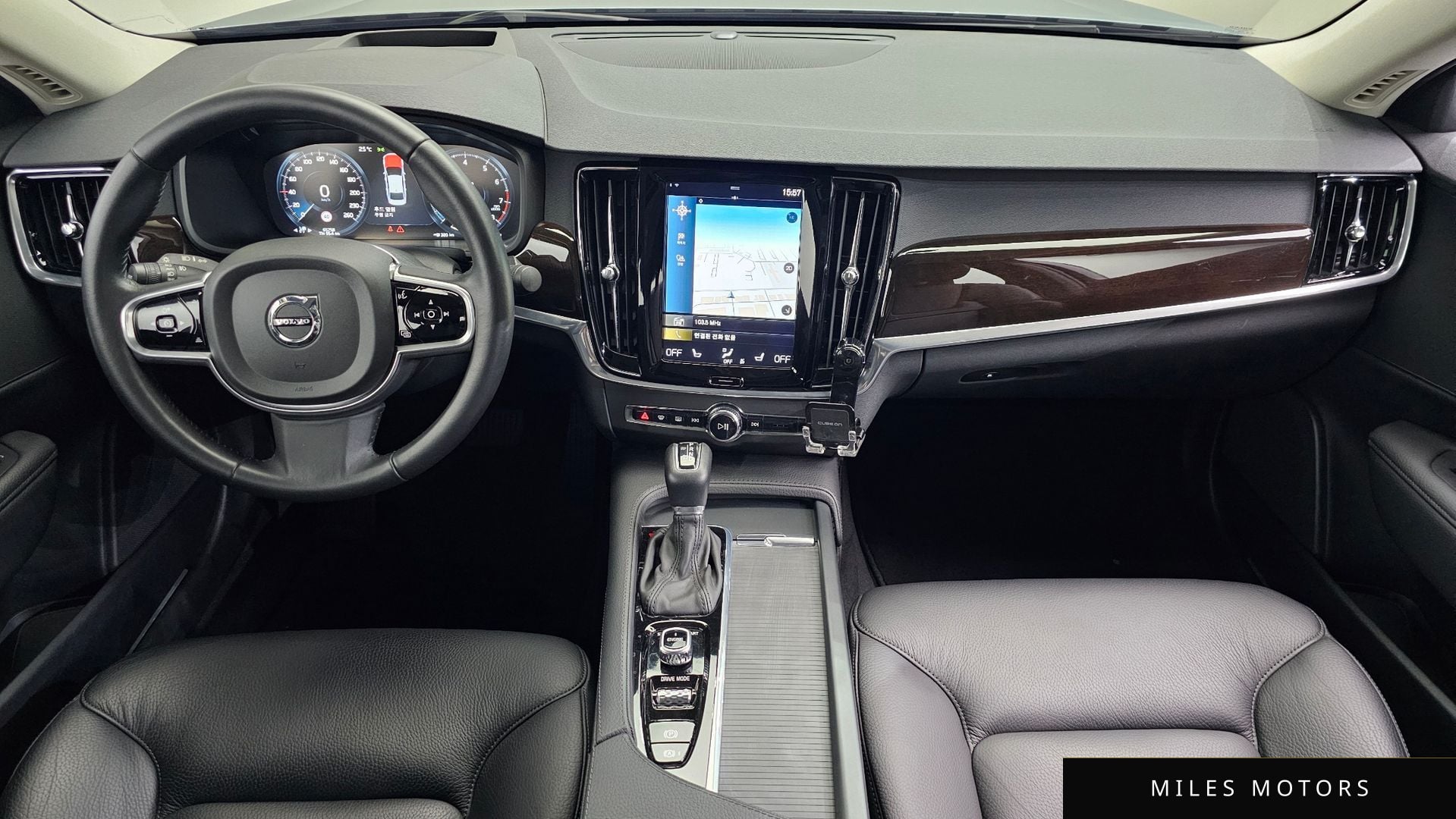 Volvo S90 2017 — миниатюра 7