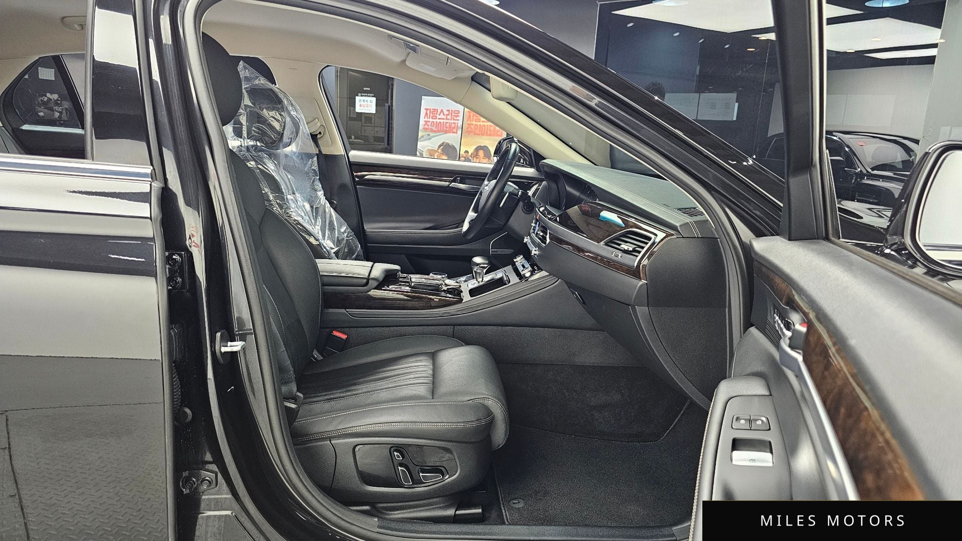 Genesis G90 2019 — миниатюра 12