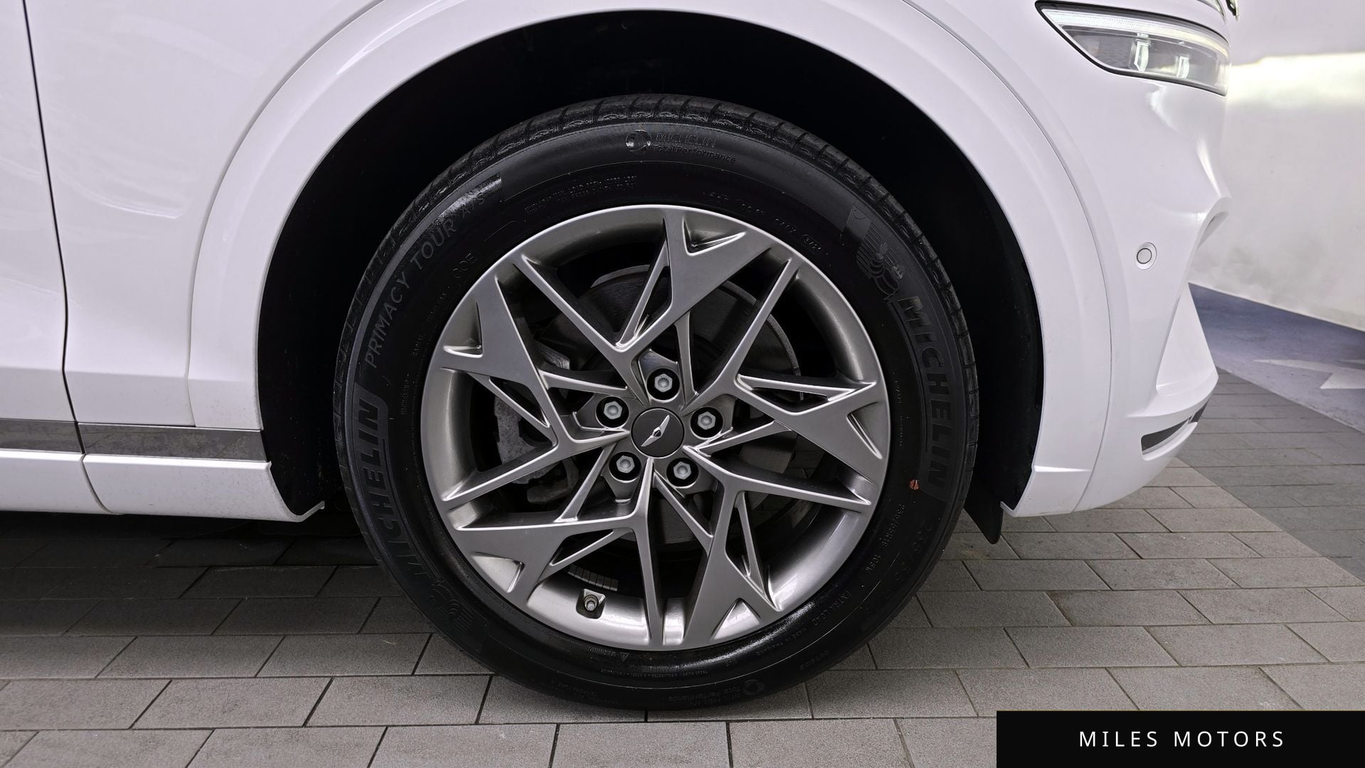 Genesis GV70 2022 — миниатюра 7
