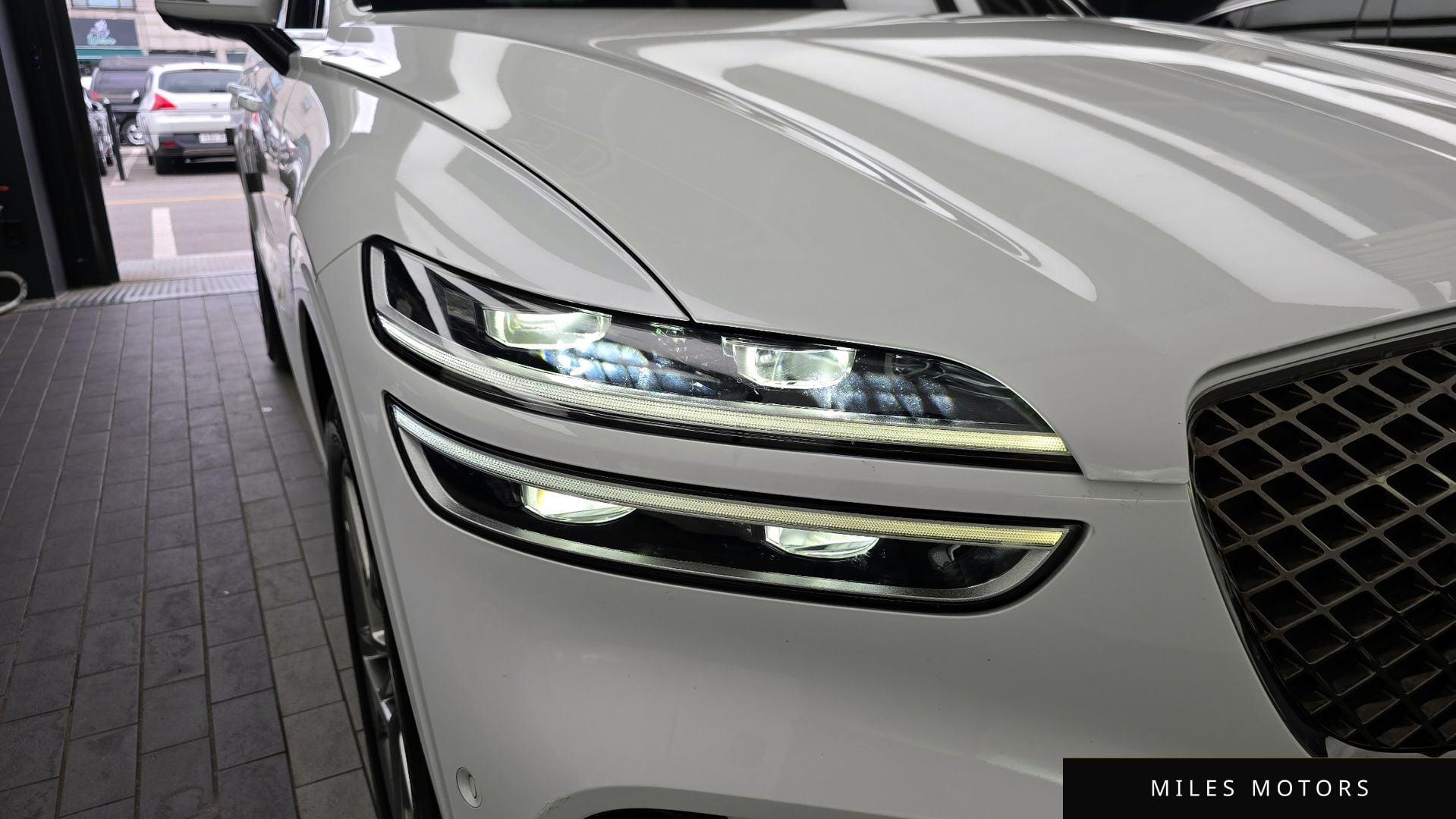Genesis GV70 2022 — миниатюра 8