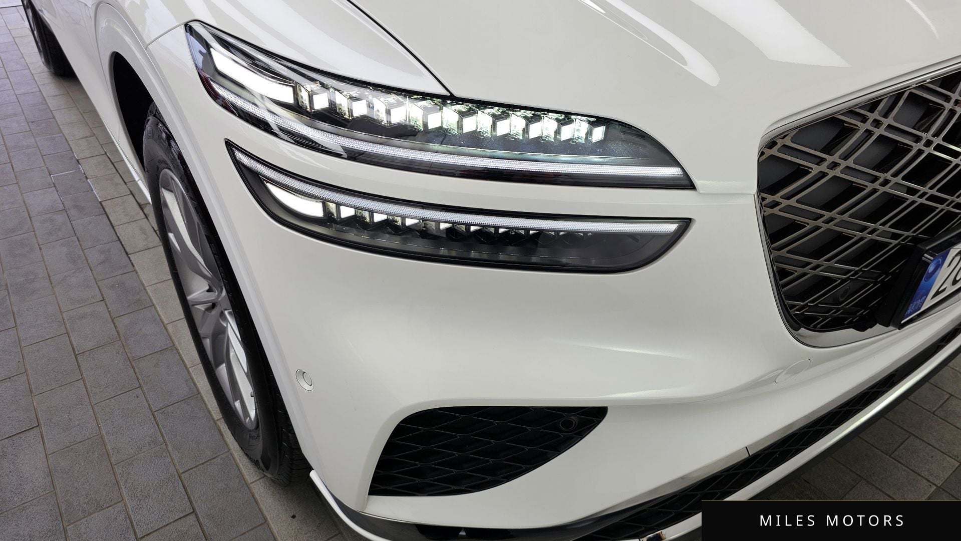 Genesis GV70 2025 — миниатюра 8