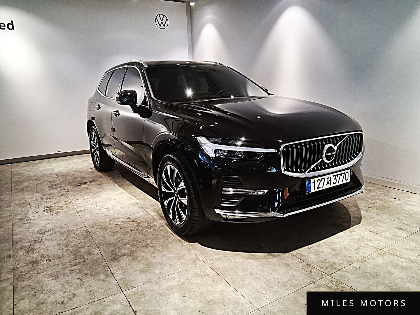 Volvo XC60 2024 — фото 1 из 12