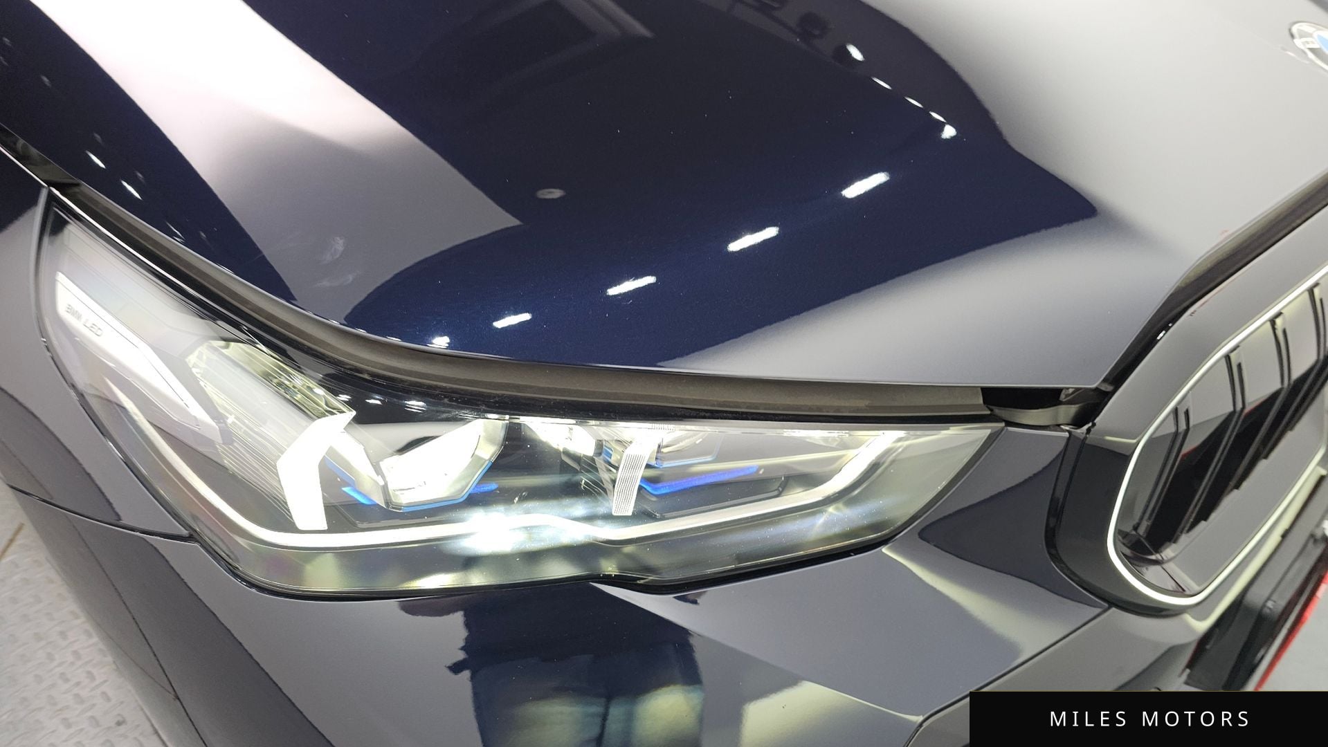 BMW 5 Series (G60) 2024 — миниатюра 8