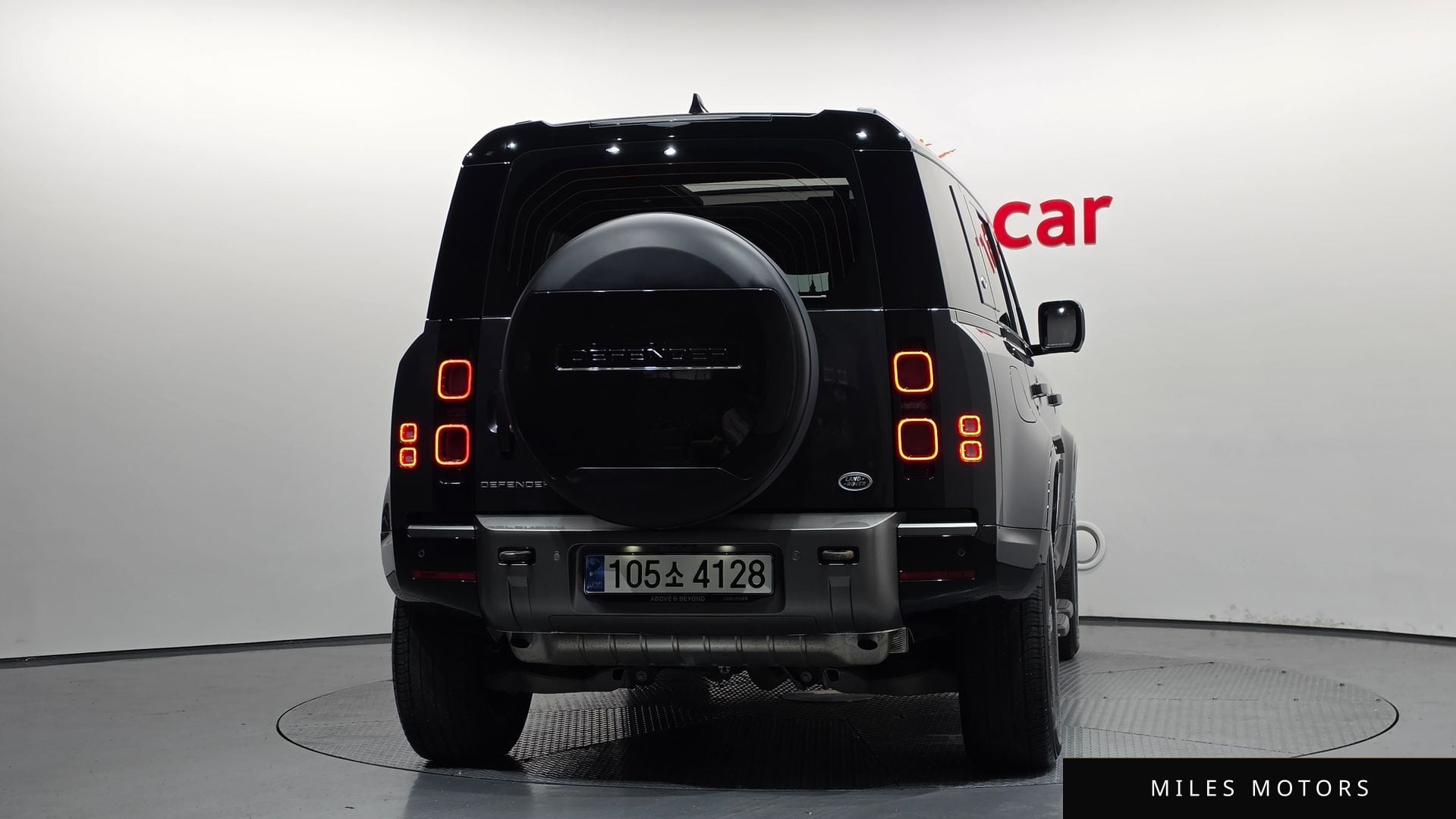Land Rover Defender 2023 — миниатюра 4