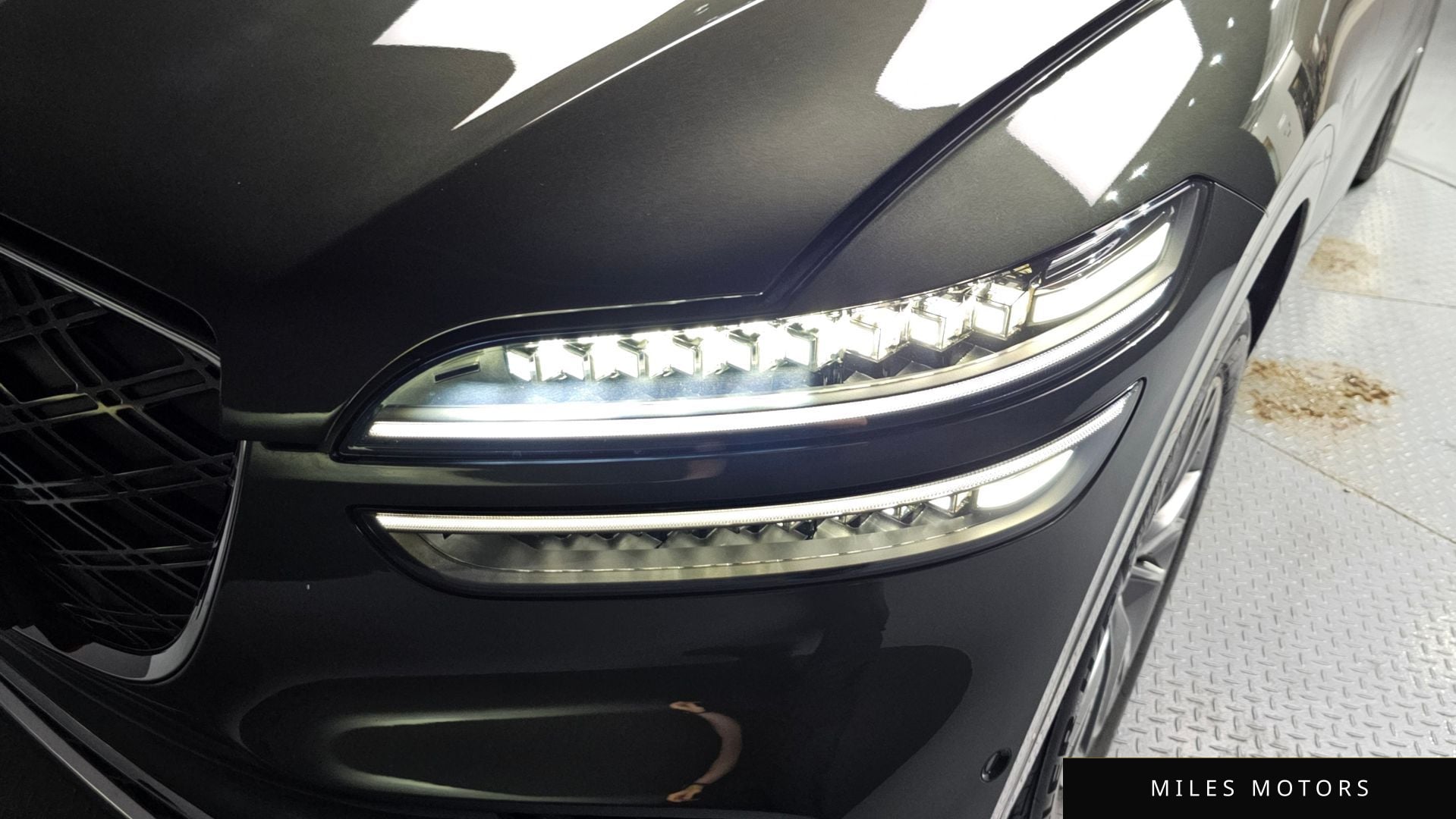 Genesis GV70 2025 — миниатюра 8