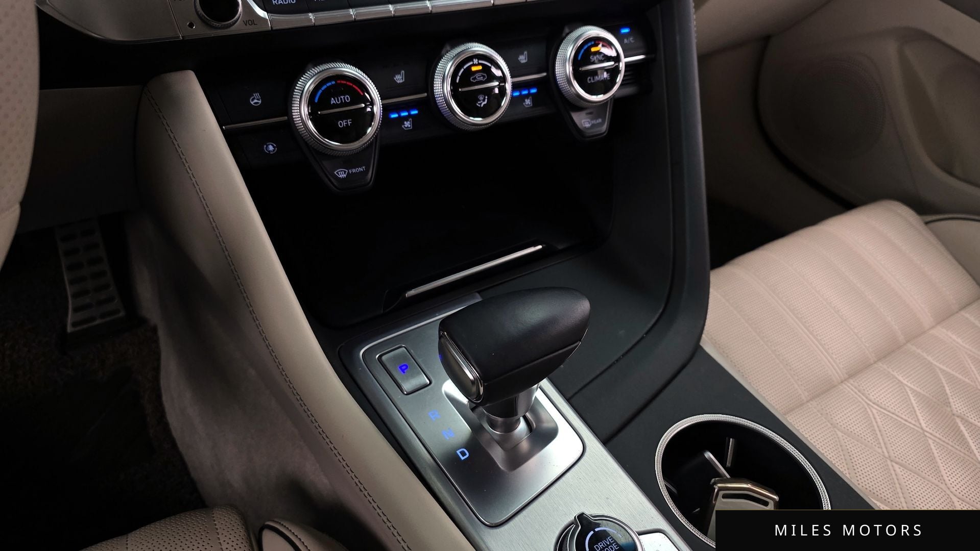 Genesis G70 2020 — миниатюра 12