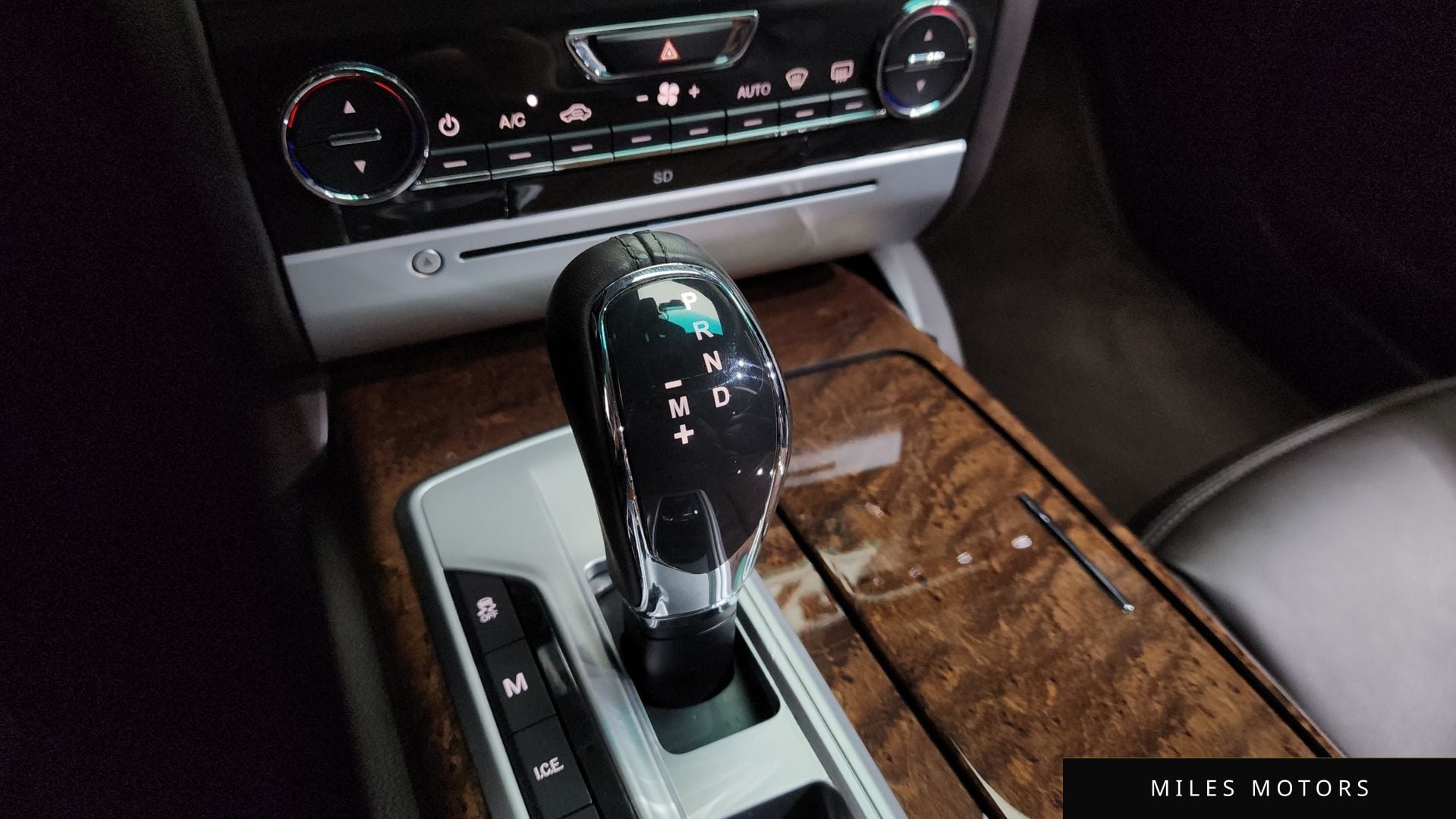 Maserati Quattroporte 2016 — миниатюра 9