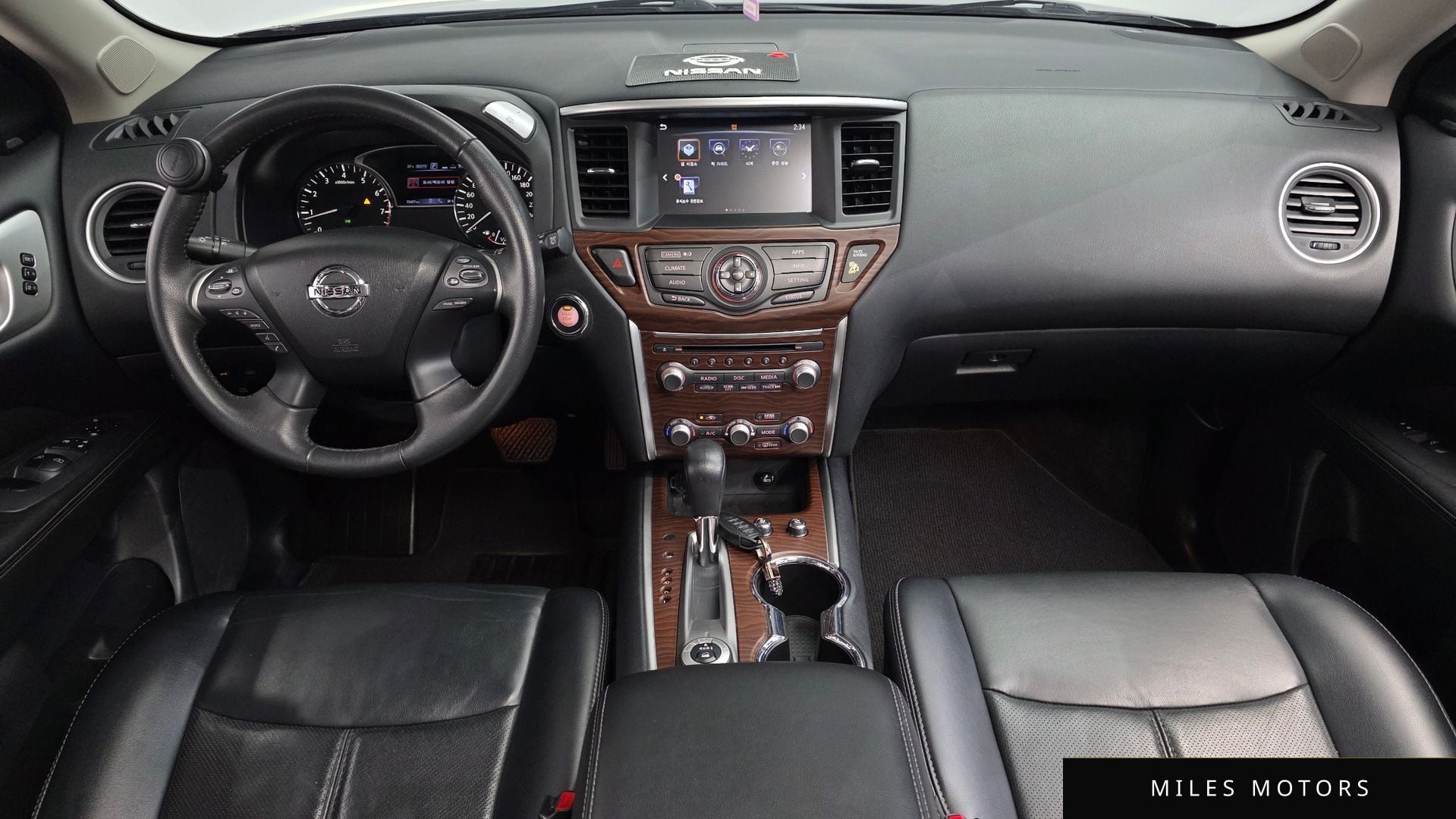 Nissan Pathfinder 2017 — миниатюра 7