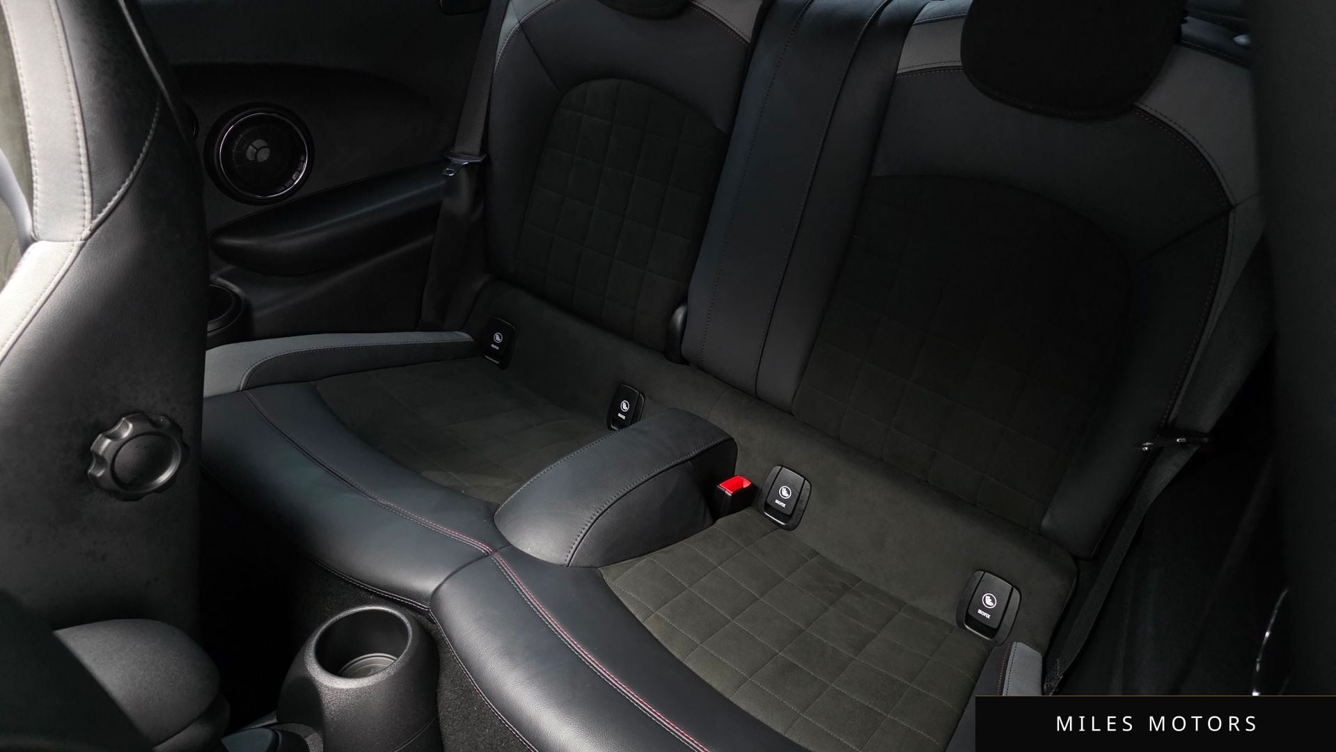 MINI Cooper S 2021 — миниатюра 11