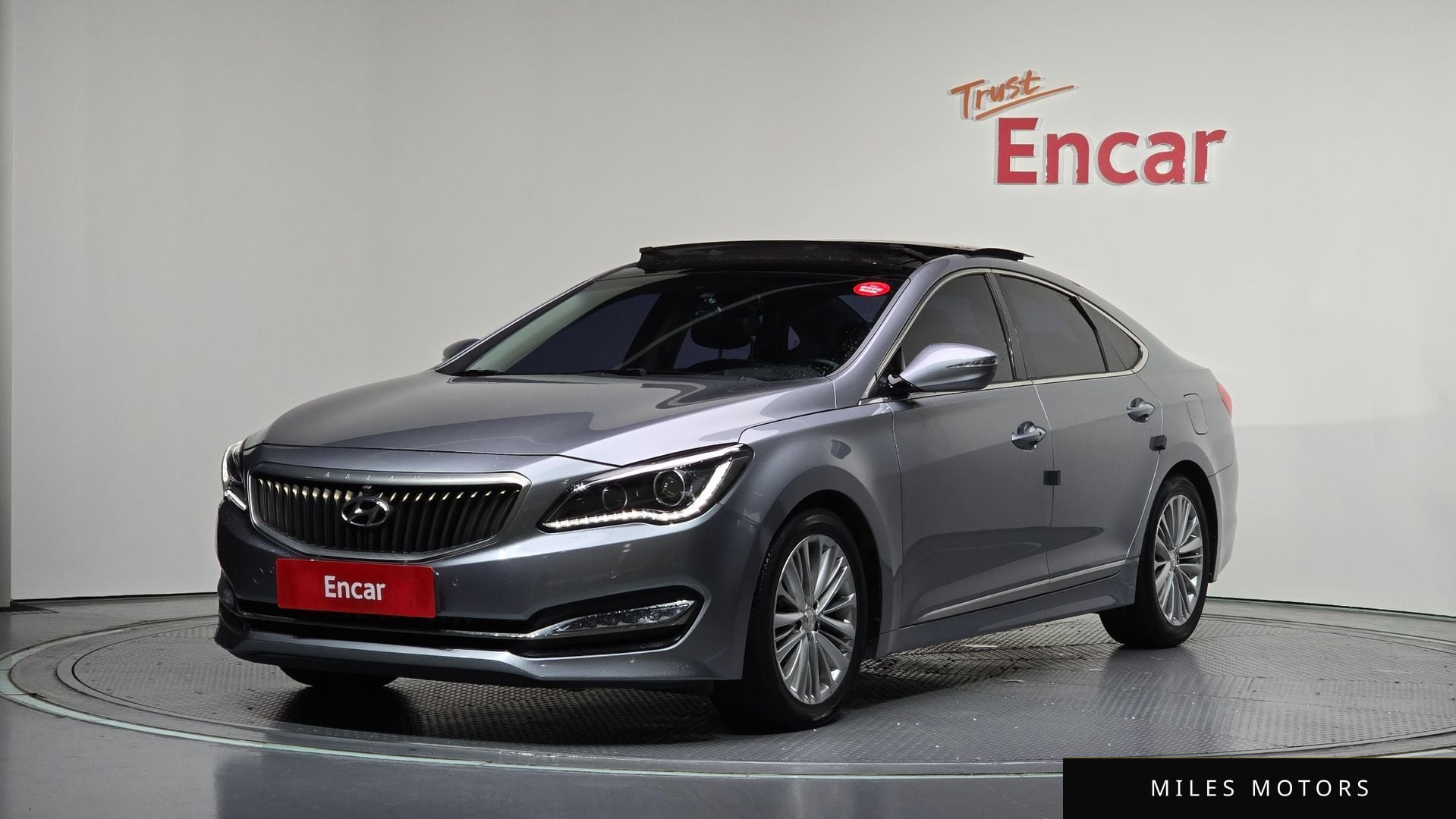 Hyundai Aslan 2015 — фото 1 из 12