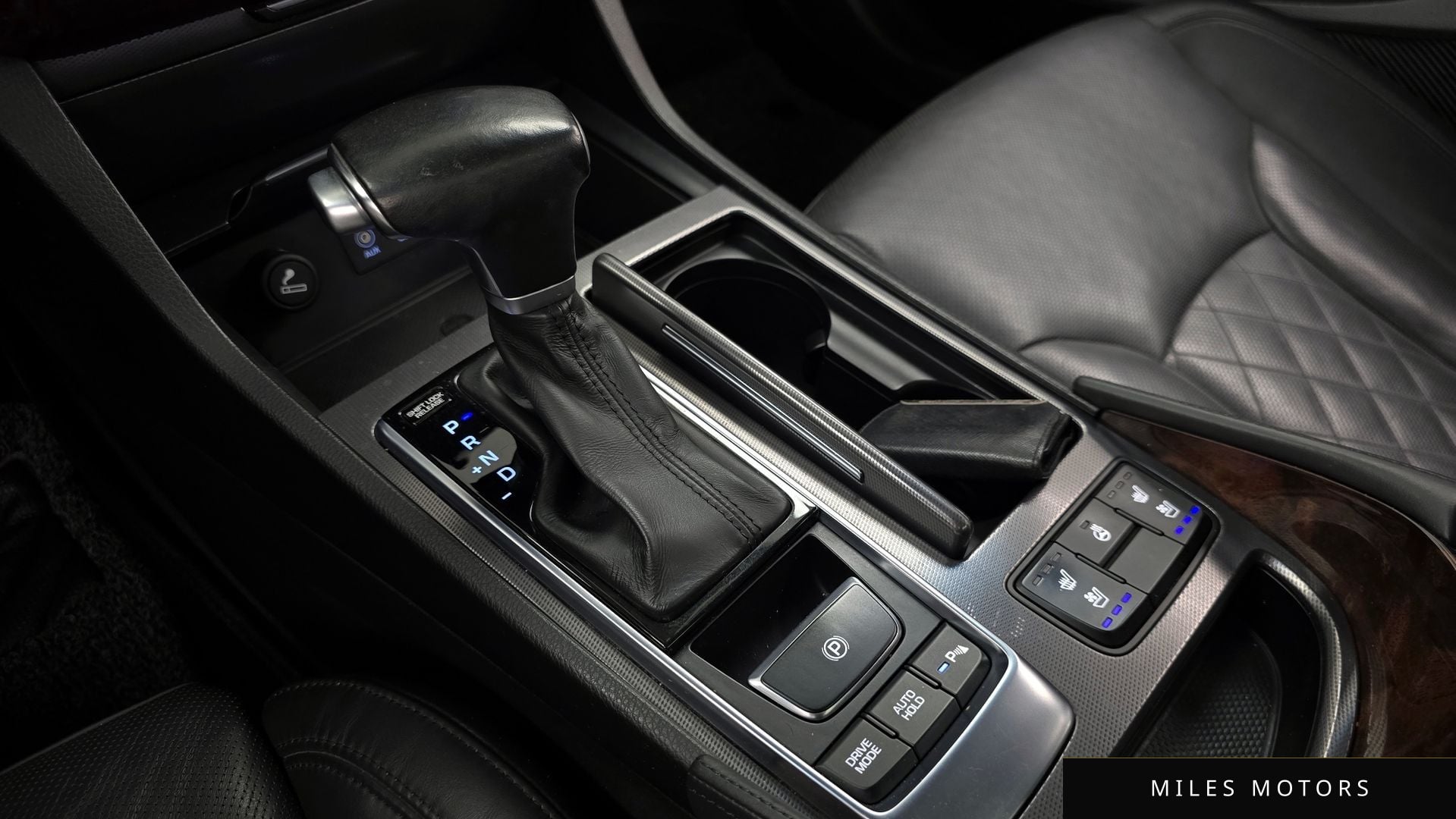 Hyundai Aslan 2015 — миниатюра 12