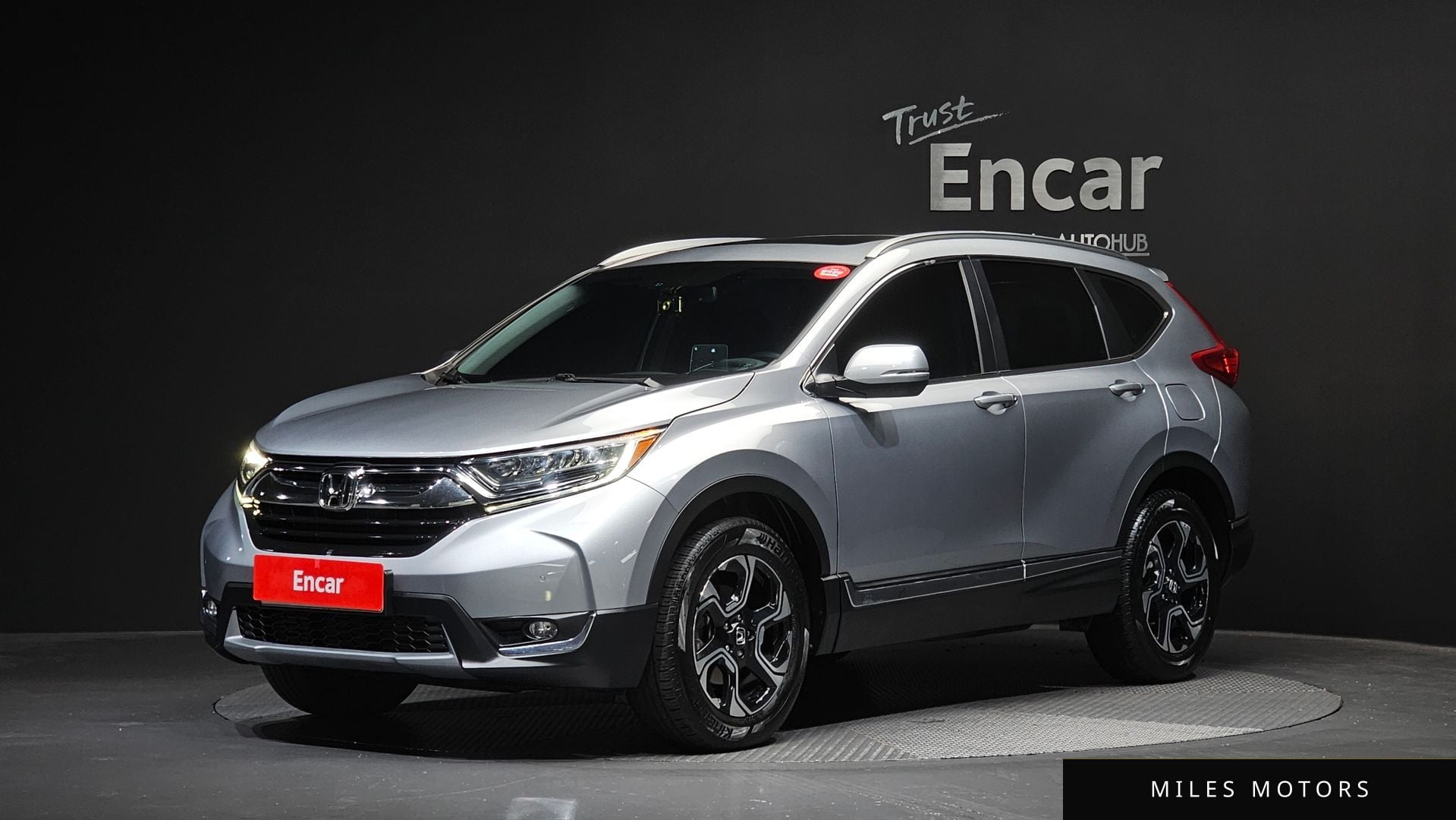 Honda CR-V 2017 — фото 1 из 12