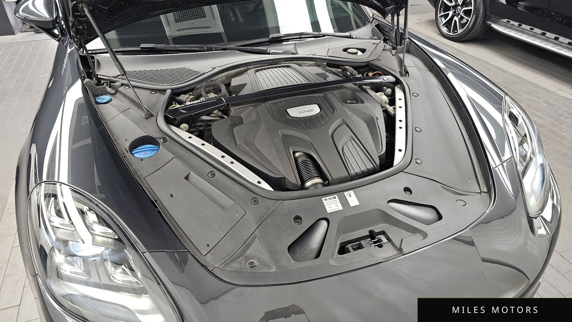 Porsche Panamera 2018 — миниатюра 6