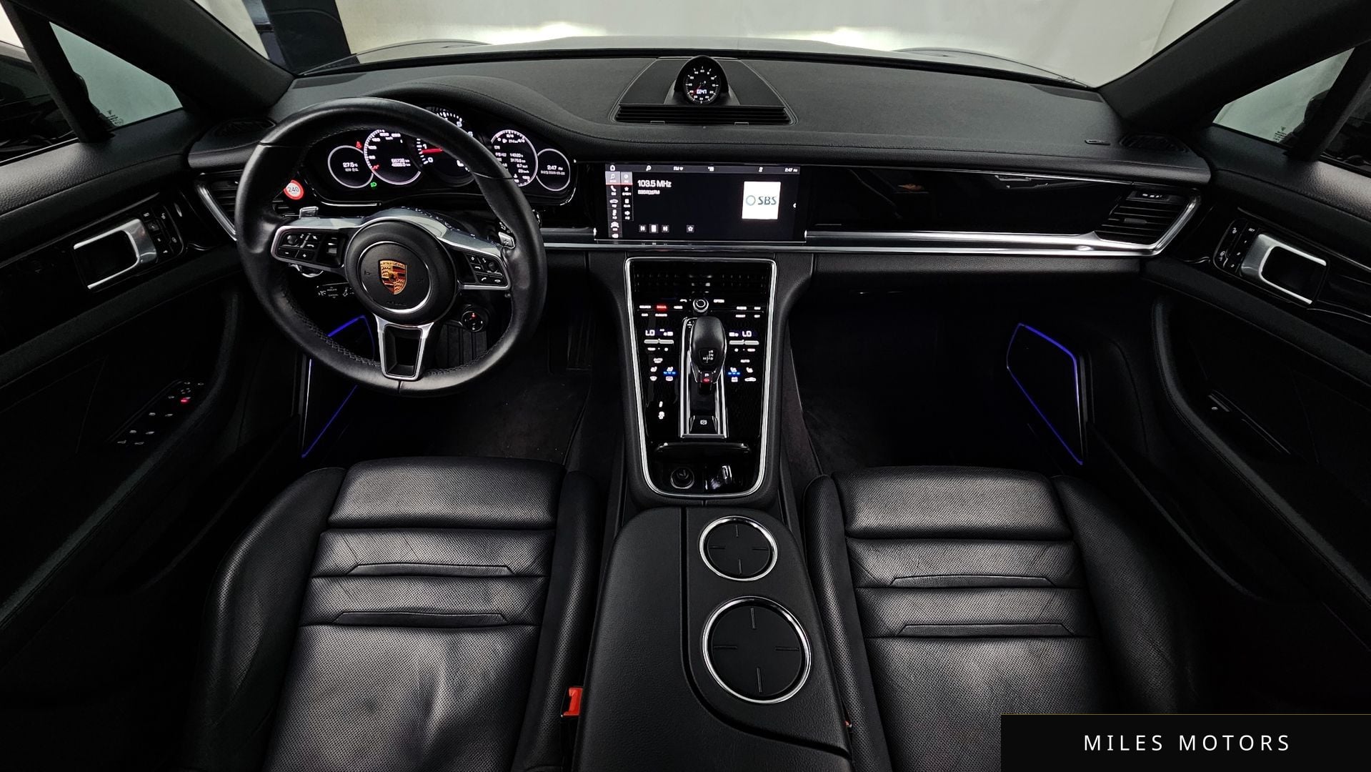 Porsche Panamera 2018 — миниатюра 10