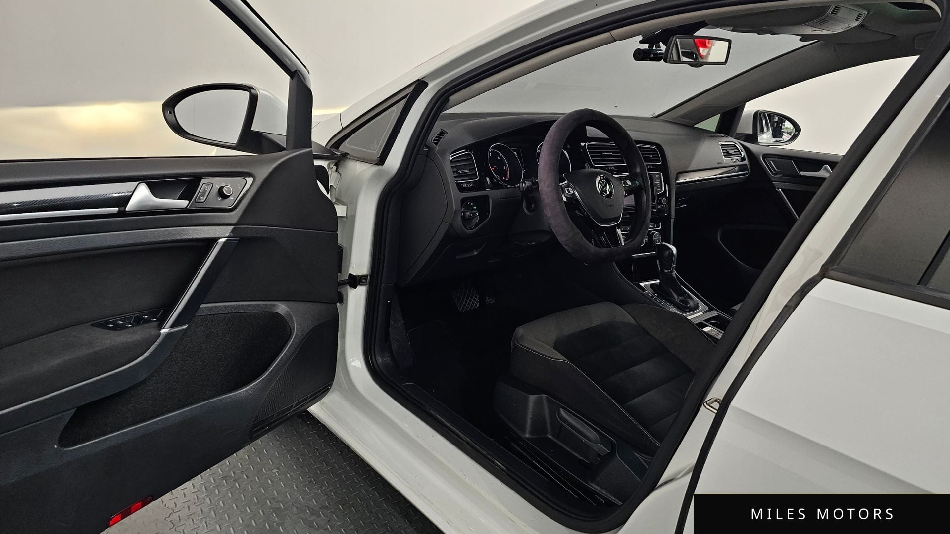 Volkswagen Golf 2015 — миниатюра 10