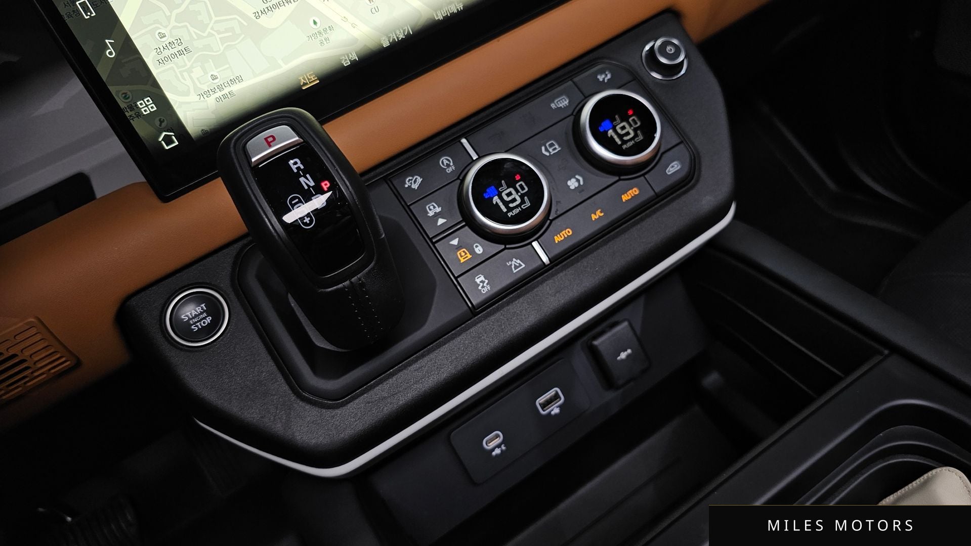 Land Rover Defender 2023 — миниатюра 11