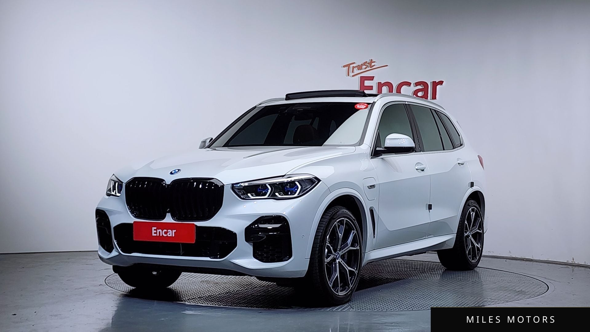 BMW X5 (G05) 2022 — фото 1 из 12
