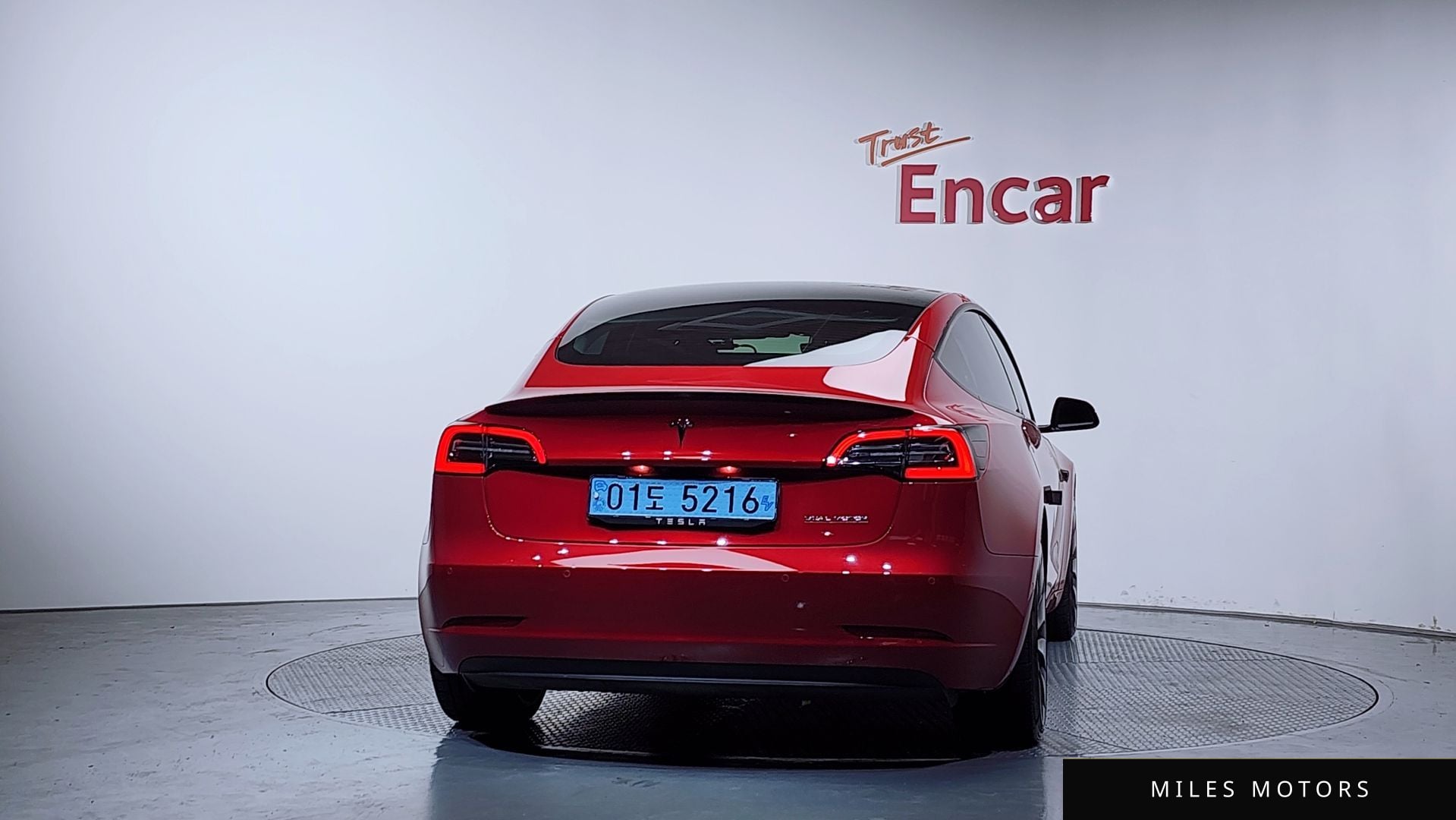 Tesla Model 3 2021 — миниатюра 4