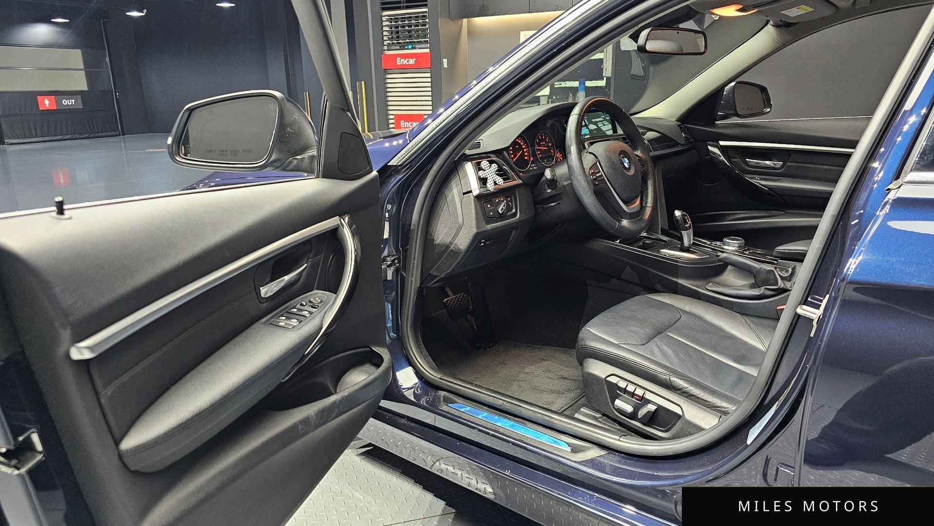 BMW 3 Series (F30) 2017 — миниатюра 10