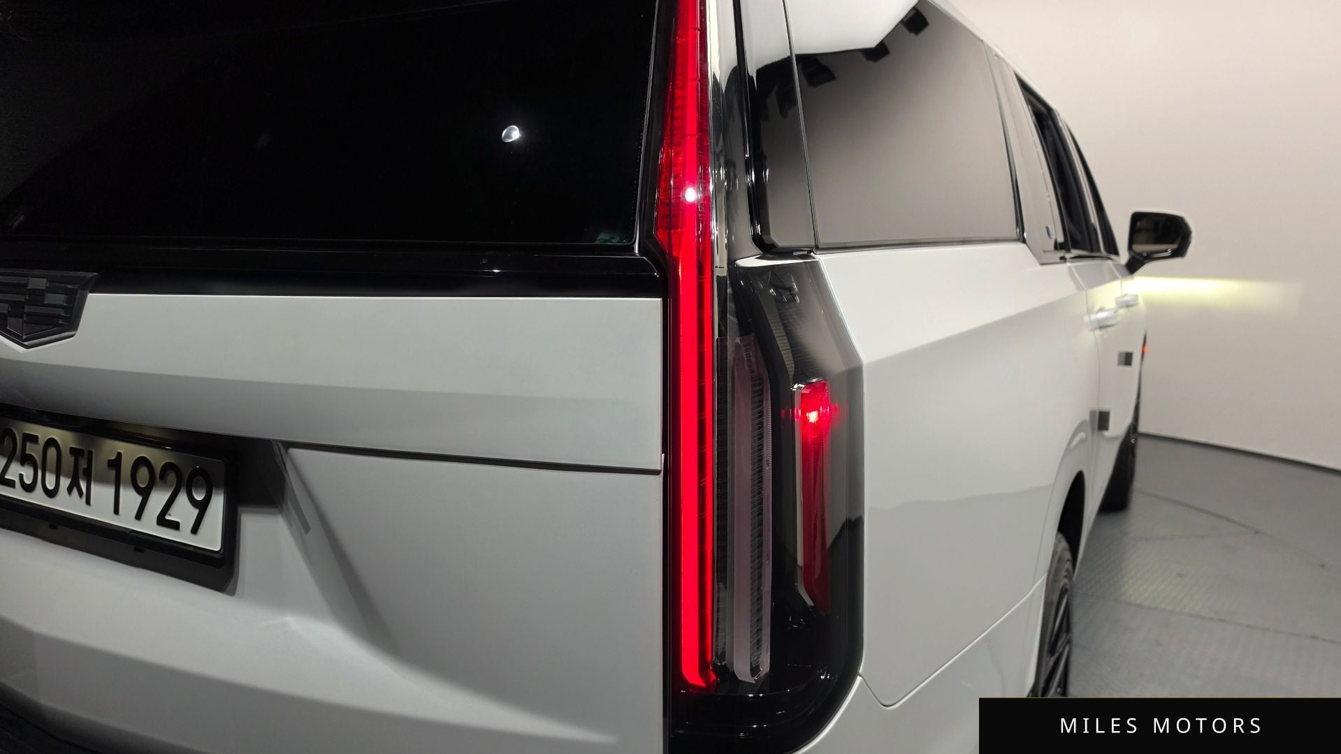 Cadillac Escalade 2021 — миниатюра 9