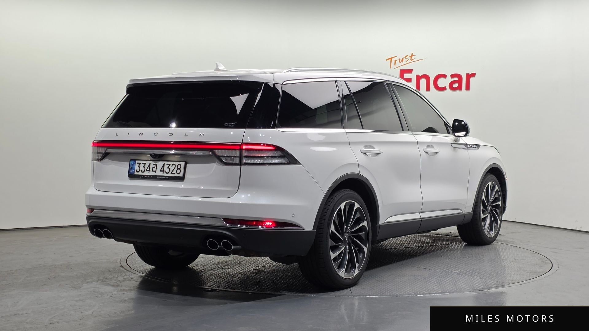 Lincoln Aviator 2022 — миниатюра 2