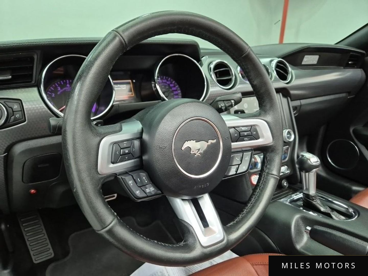 Ford Mustang 2017 — миниатюра 9
