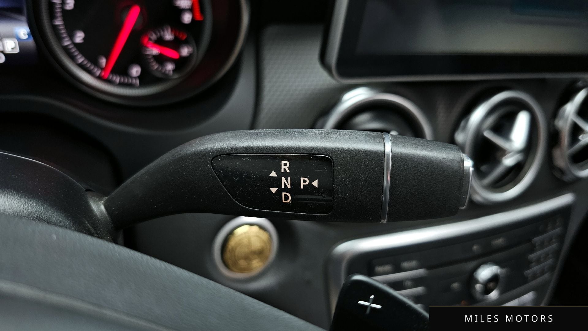 Mercedes-Benz GLA-Class X156 2018 — миниатюра 12