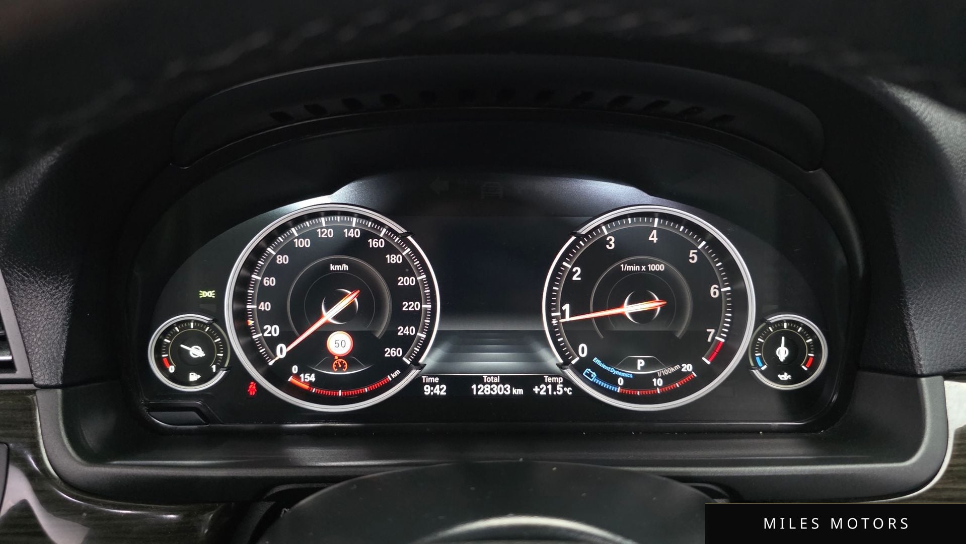 BMW 5 Series (F10) 2016 — миниатюра 8