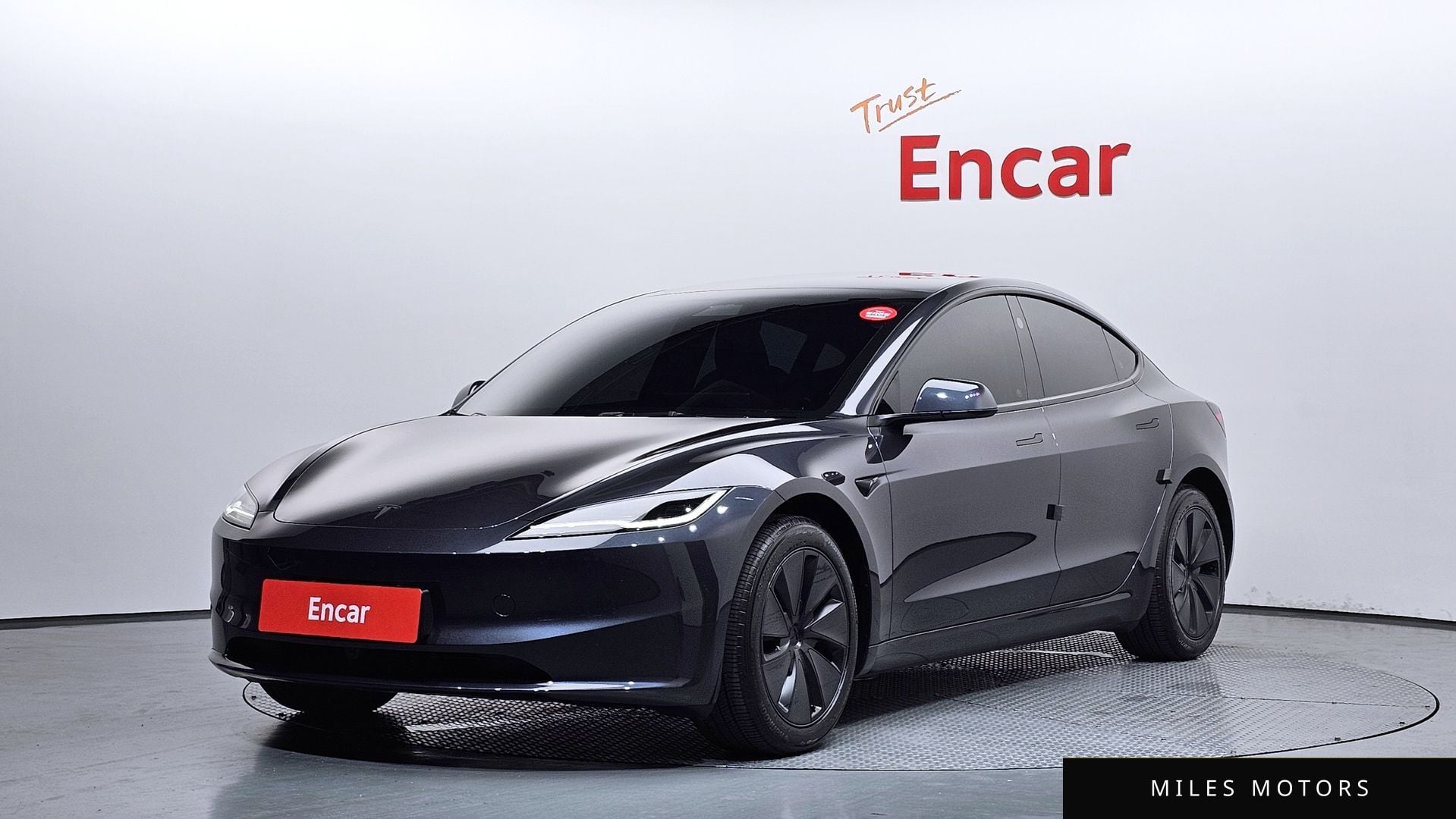 Tesla Model 3 2025 — фото 1 из 12