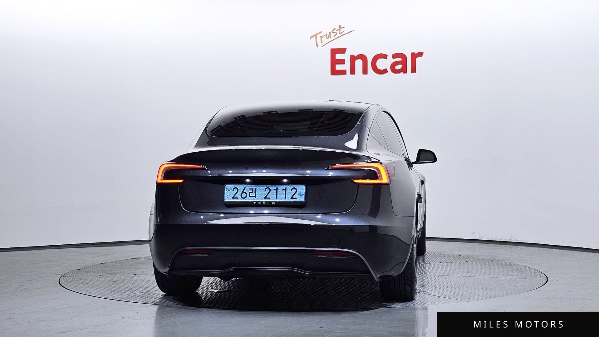 Tesla Model 3 2025 — миниатюра 4
