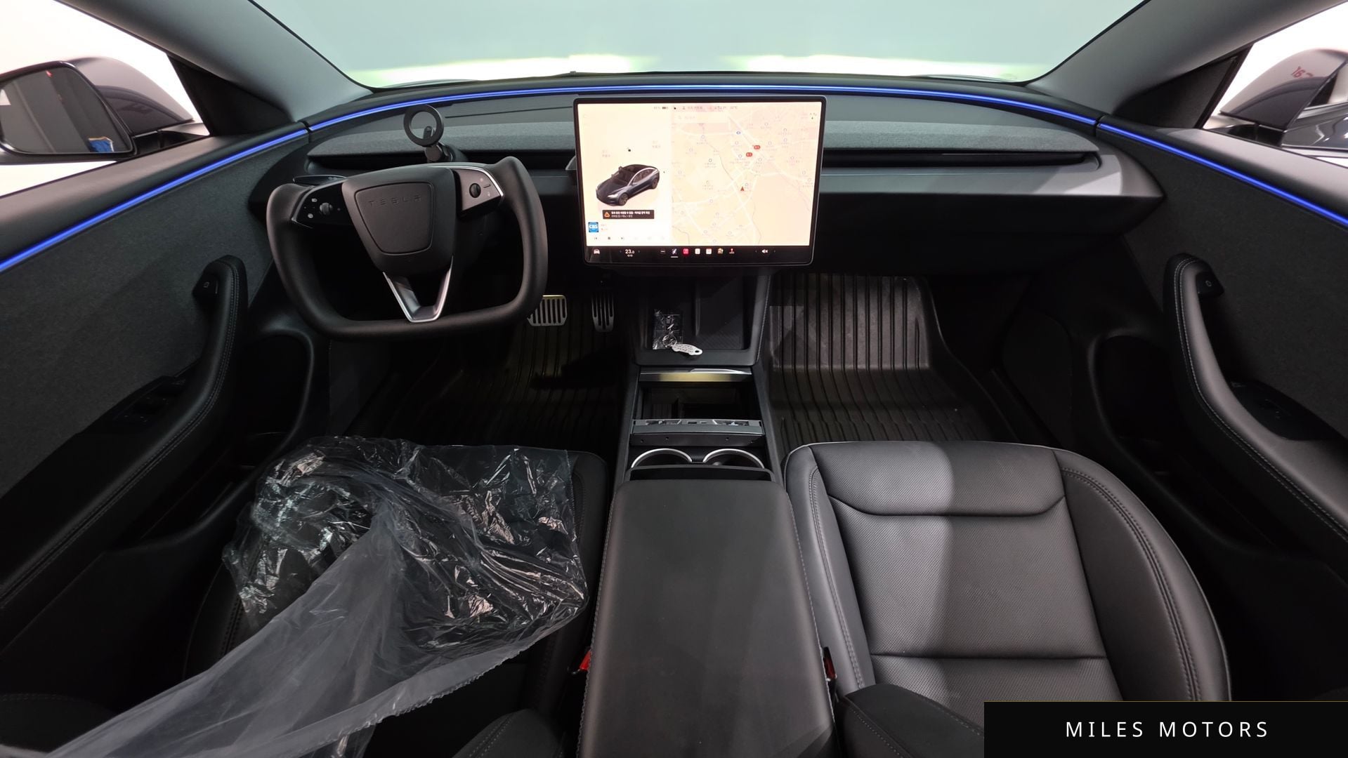 Tesla Model 3 2025 — миниатюра 10