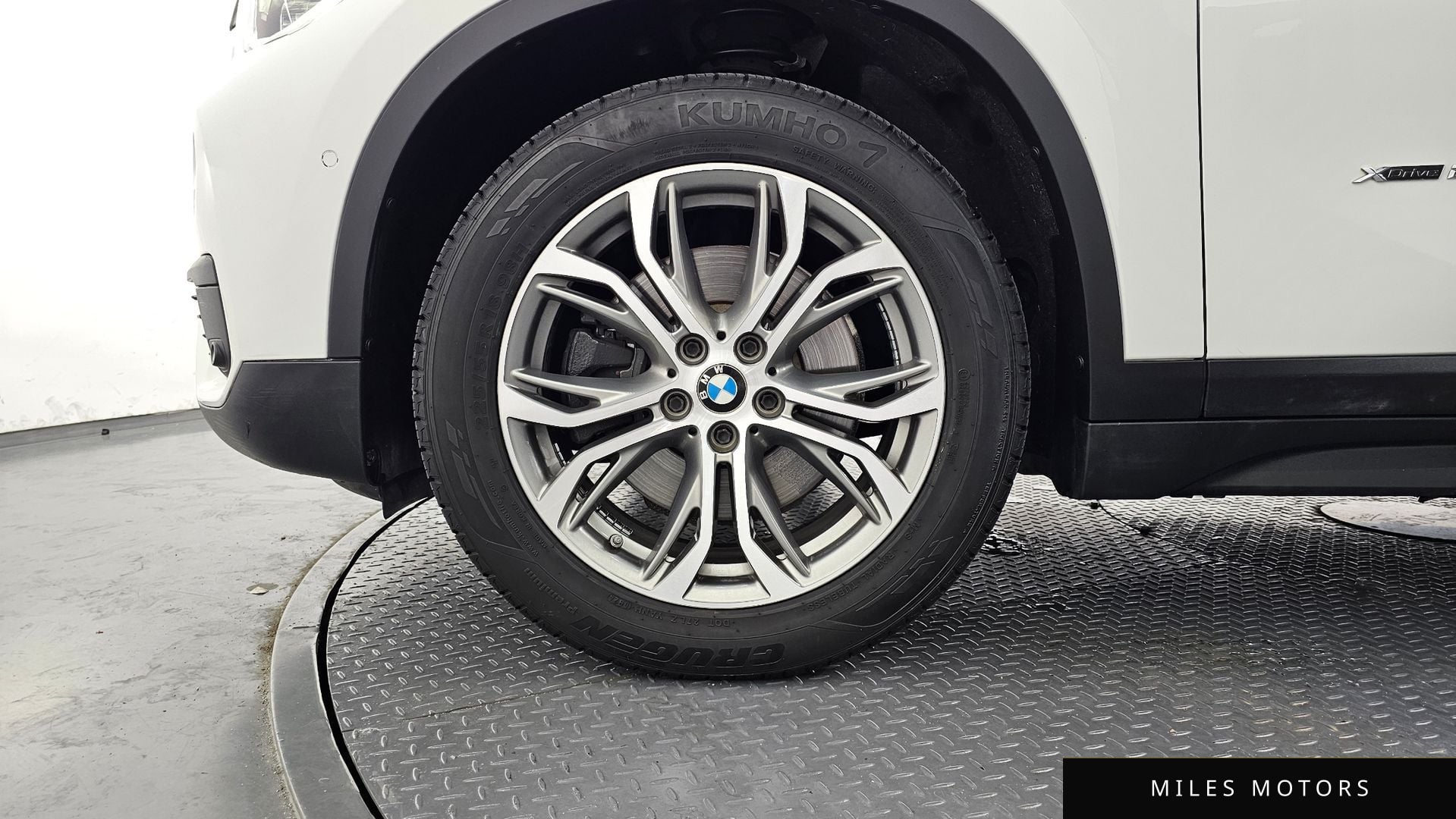 BMW X1 (F48) 2016 — миниатюра 5