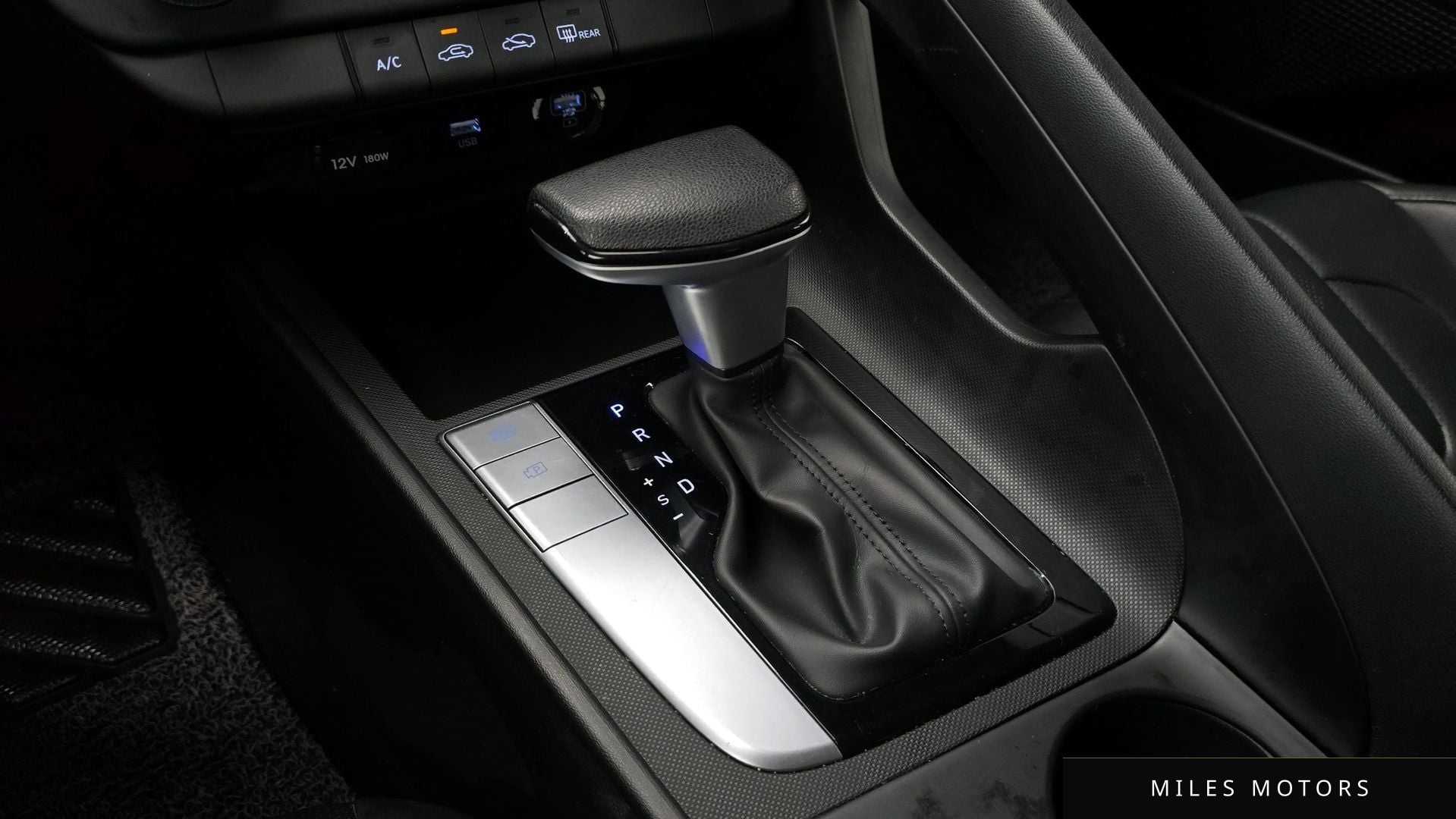Hyundai AVANTE 2022 — миниатюра 9