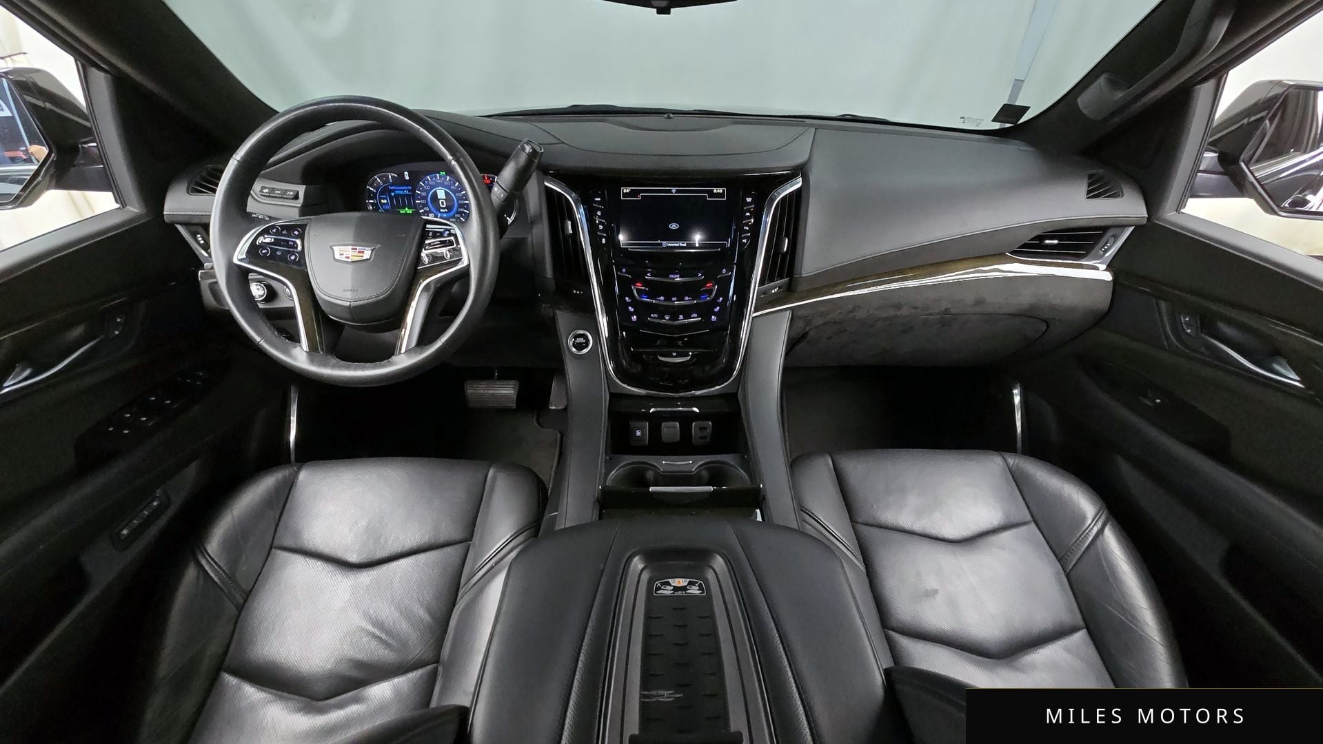 Cadillac Escalade 2017 — миниатюра 10