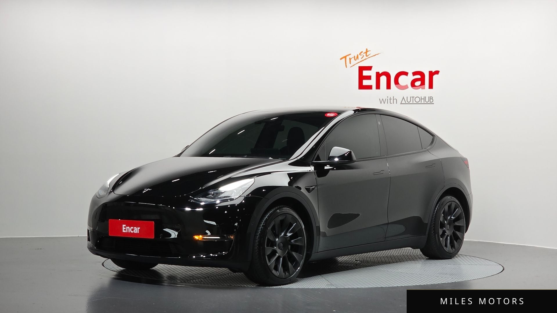 Tesla Model Y 2021 — фото 1 из 12