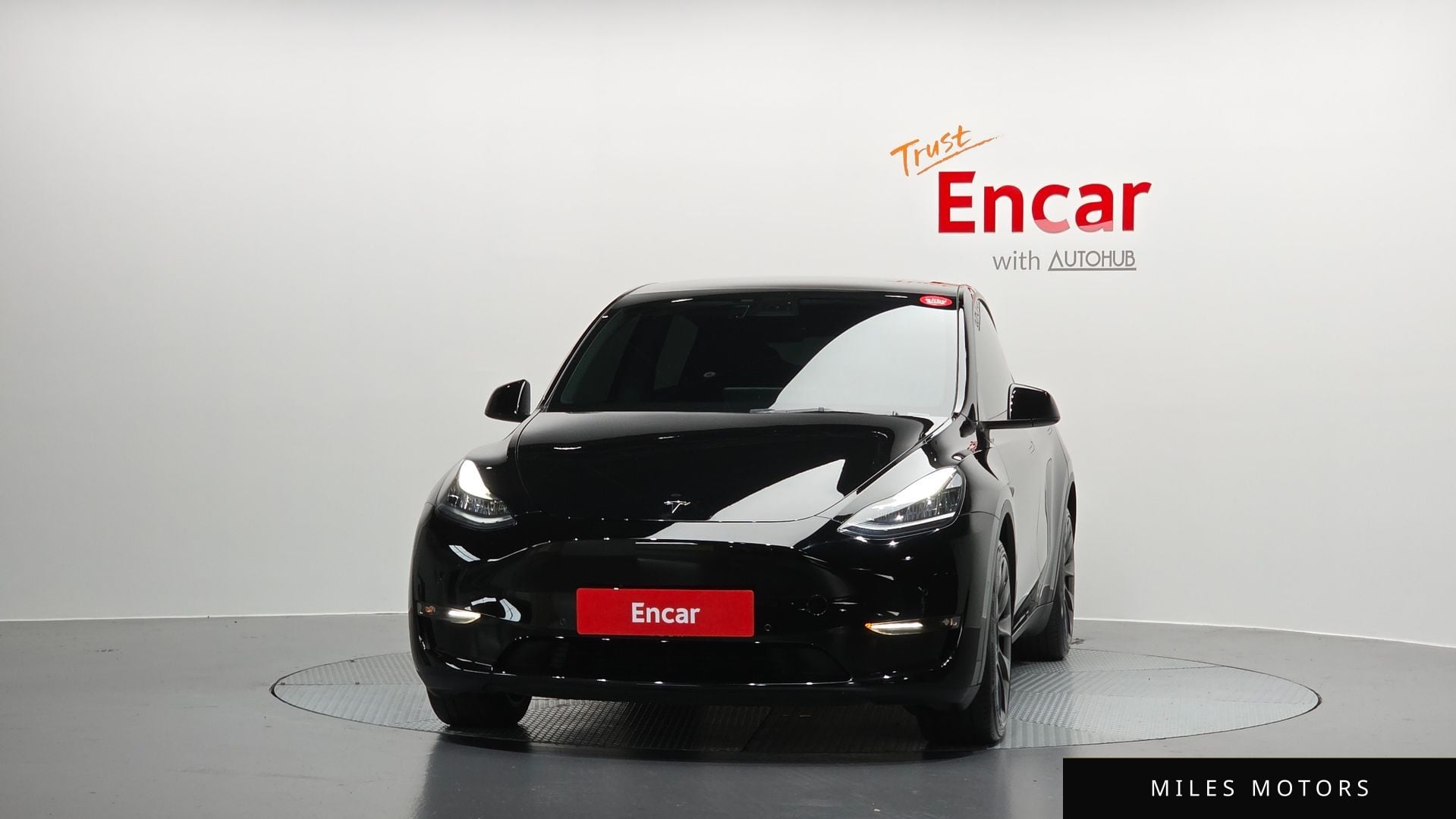 Tesla Model Y 2021 — миниатюра 3
