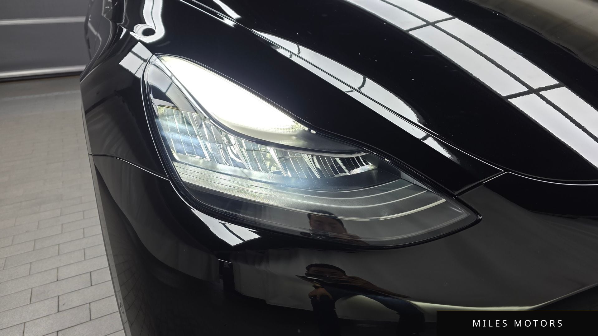 Tesla Model Y 2021 — миниатюра 8