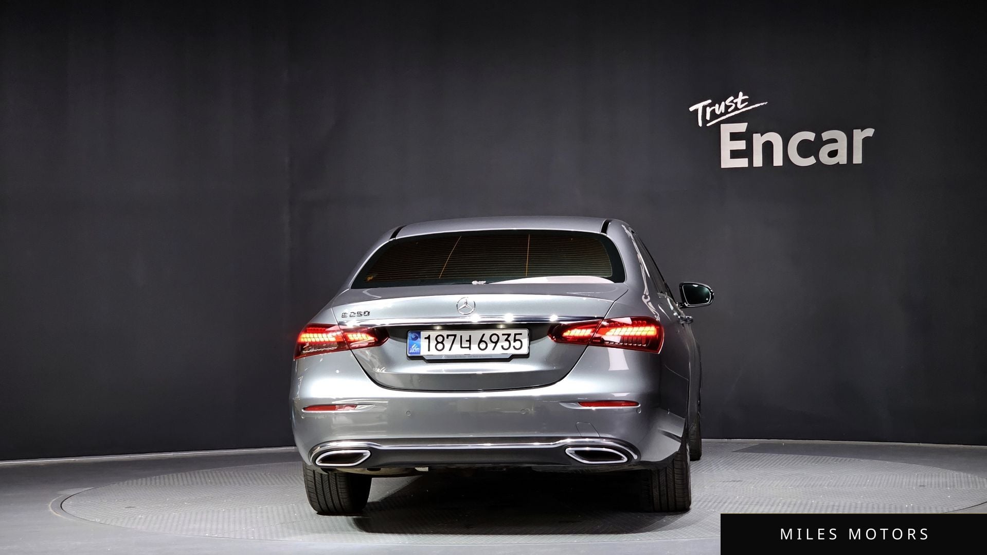 Mercedes-Benz E-Class W213 2021 — миниатюра 4