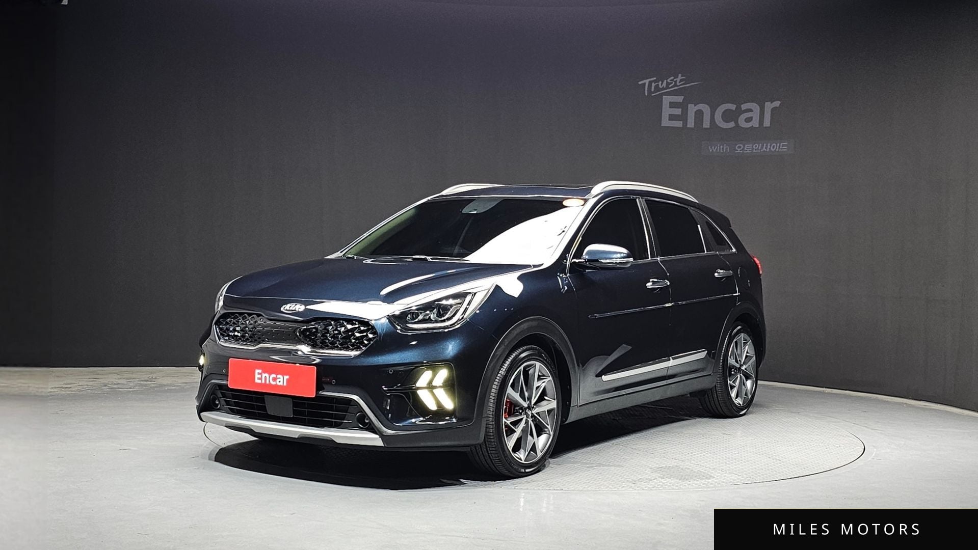 Kia Niro 2020 — фото 1 из 12
