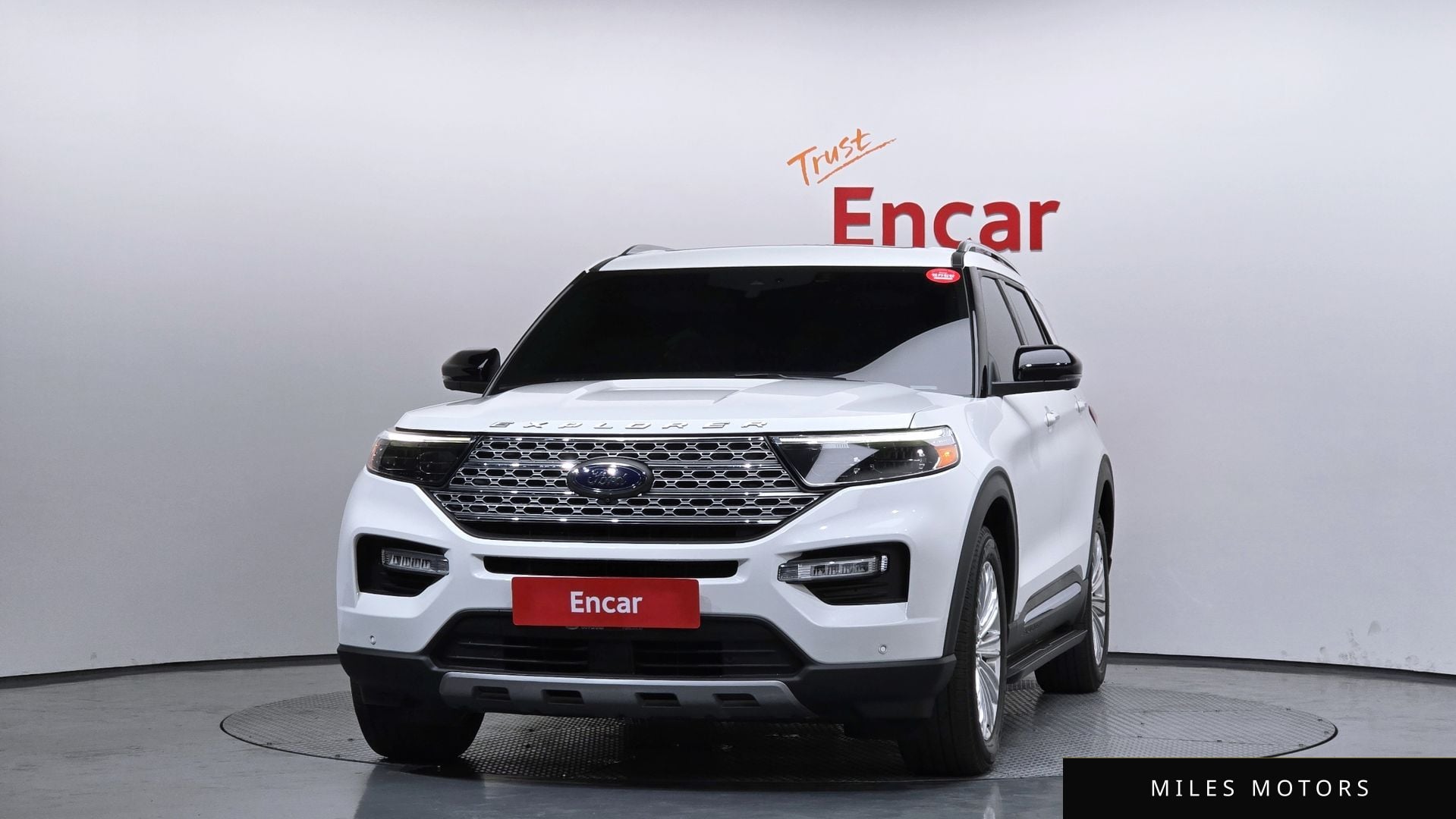 Ford Explorer 2021 — миниатюра 3