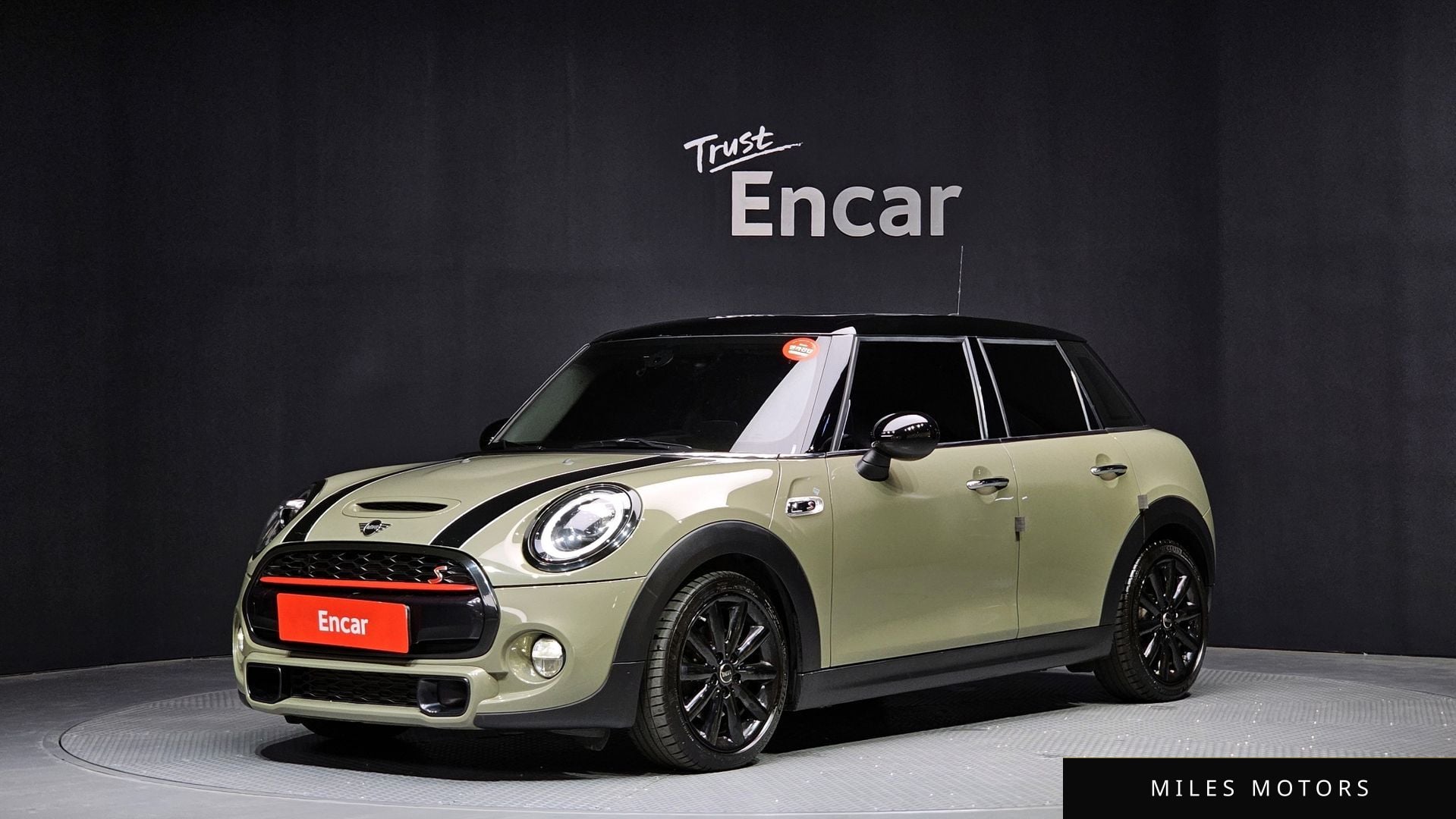 MINI Cooper S 2019 — фото 1 из 12