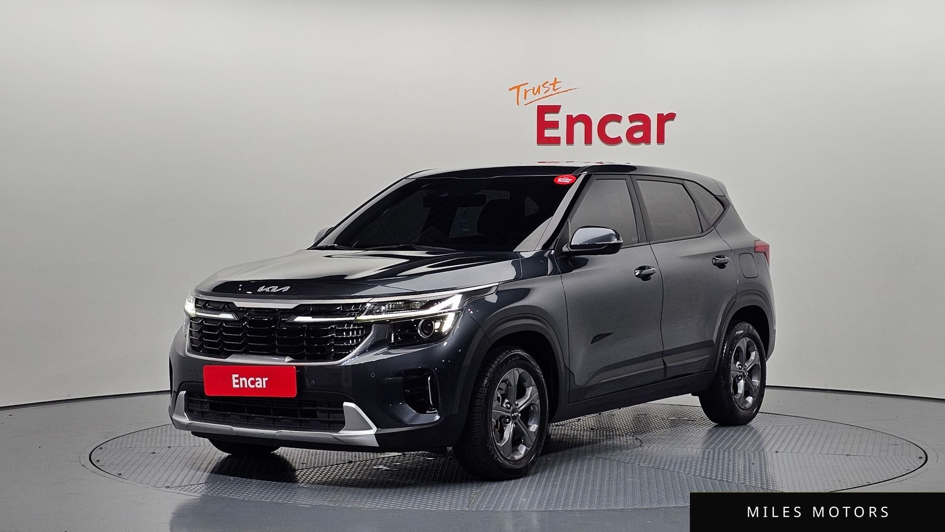 Kia Seltos 2023 — фото 1 из 12