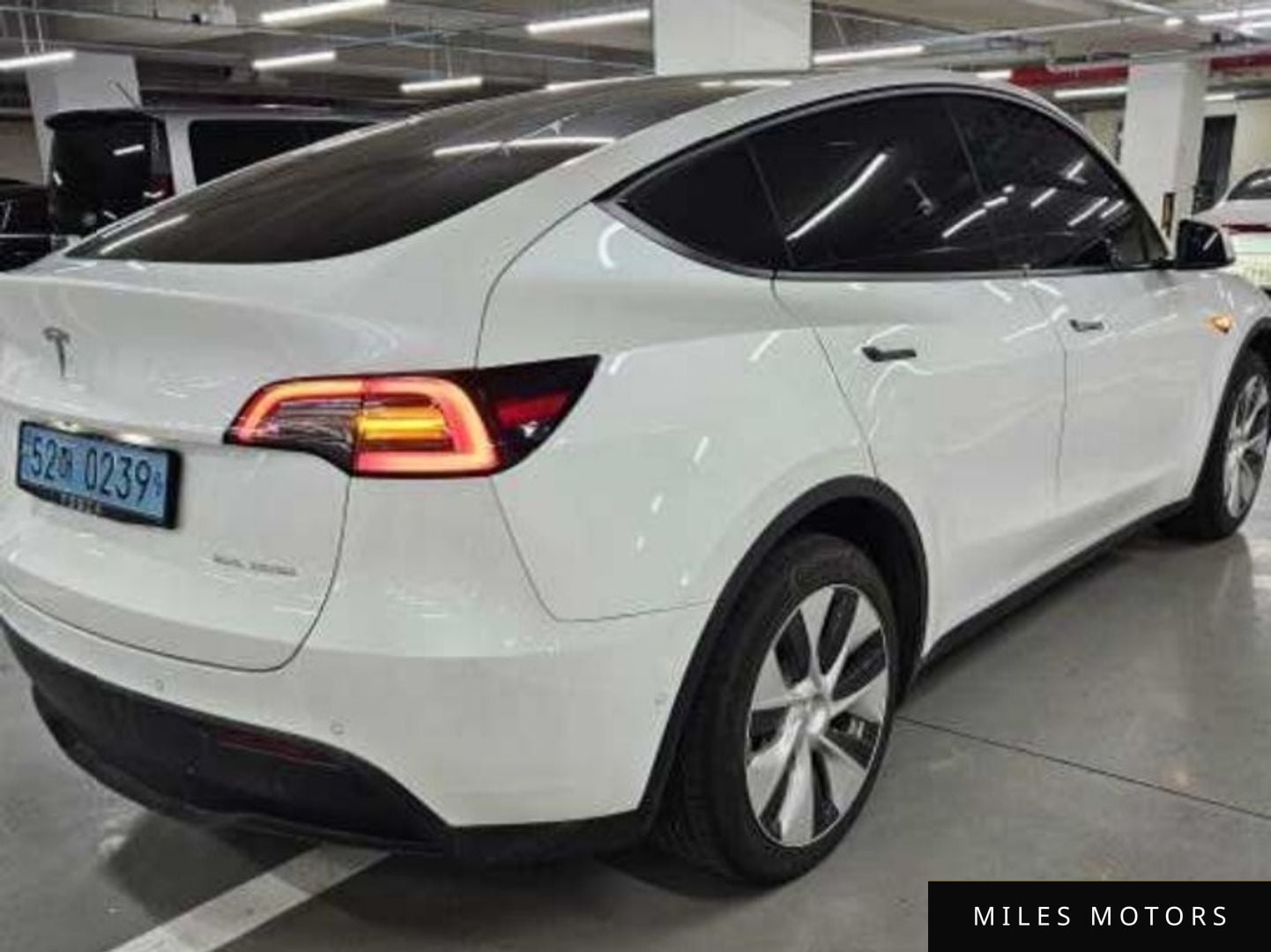 Tesla Model Y 2022 — миниатюра 6