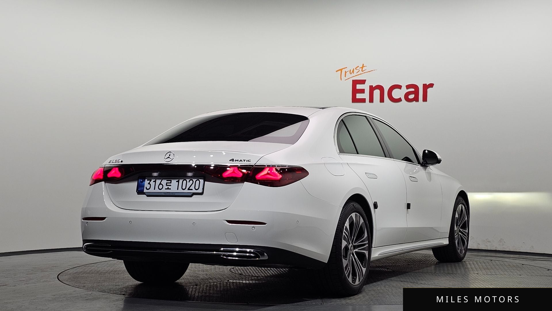 Mercedes-Benz E-Class W214 2025 — миниатюра 2