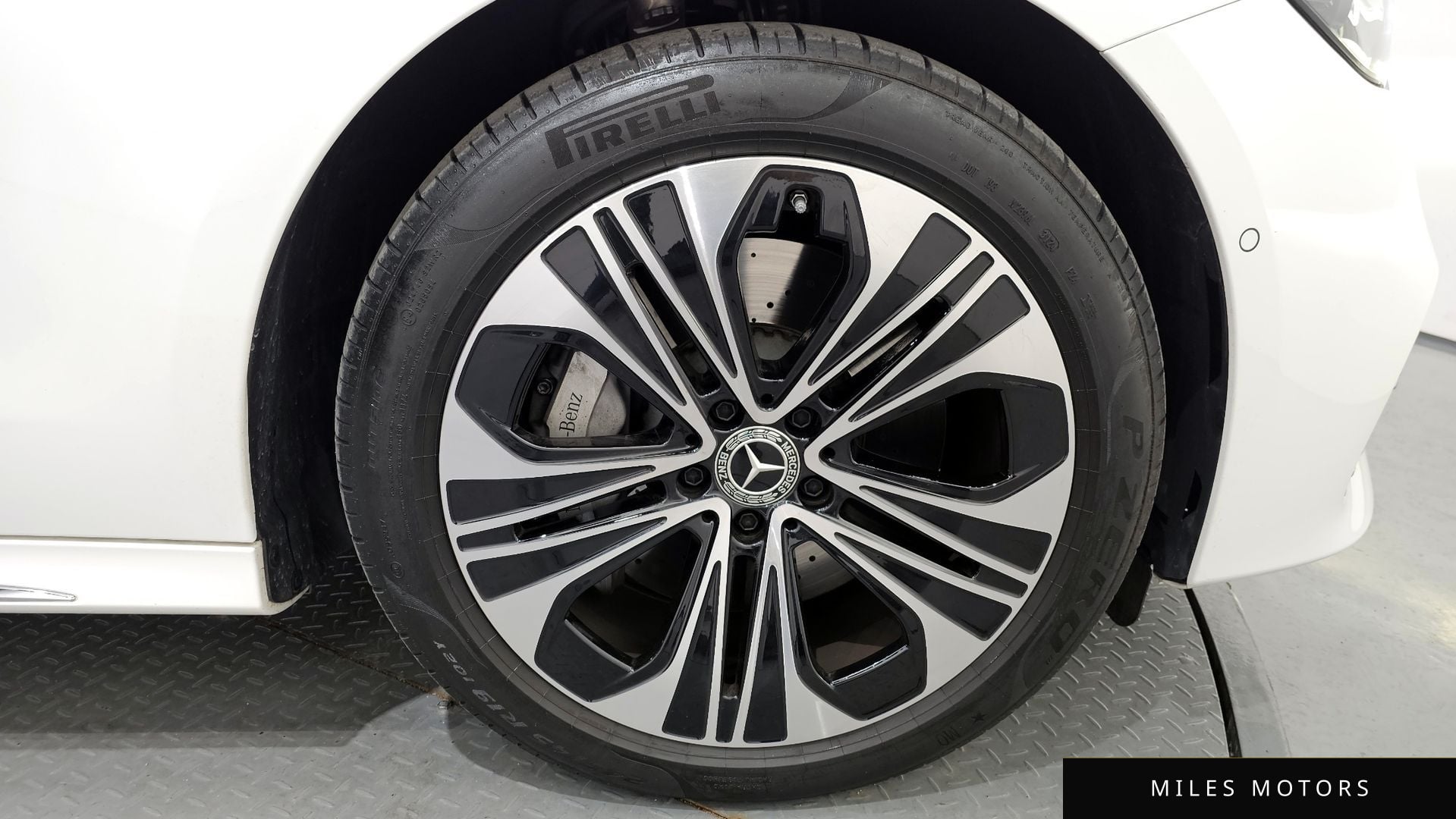 Mercedes-Benz E-Class W214 2025 — миниатюра 7